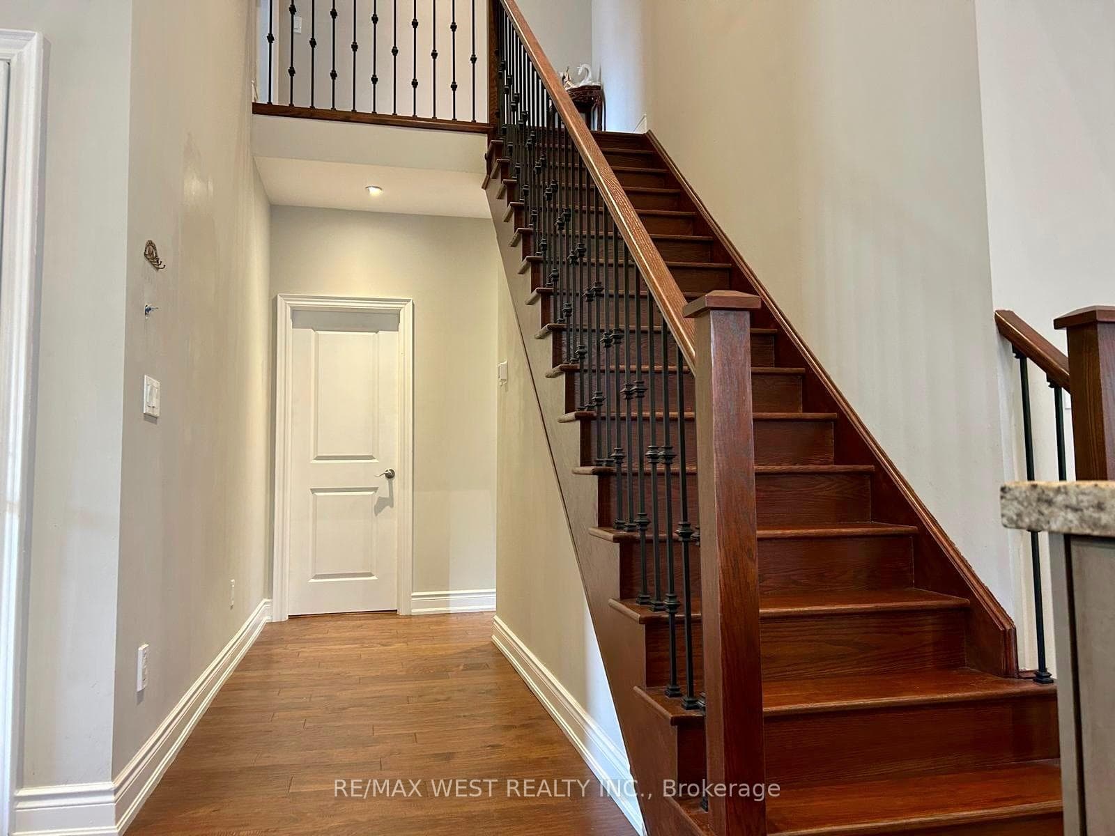 69 Peterson Street photo 14