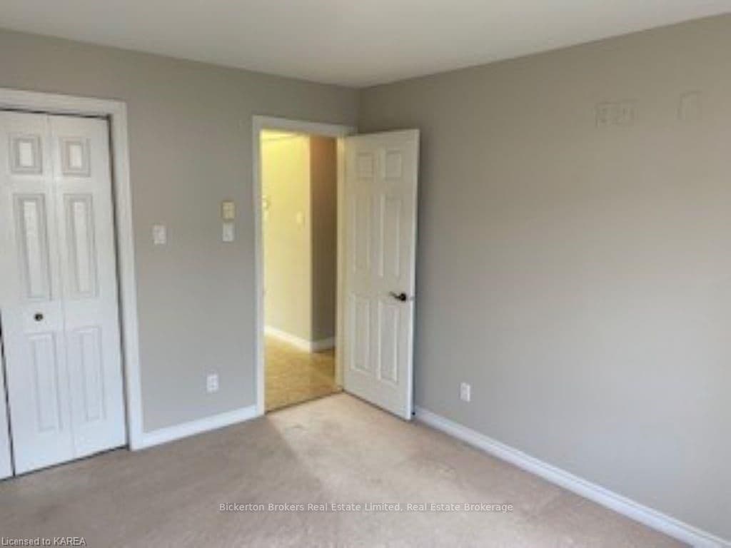 237 OAK Street Unit 1202 photo 11