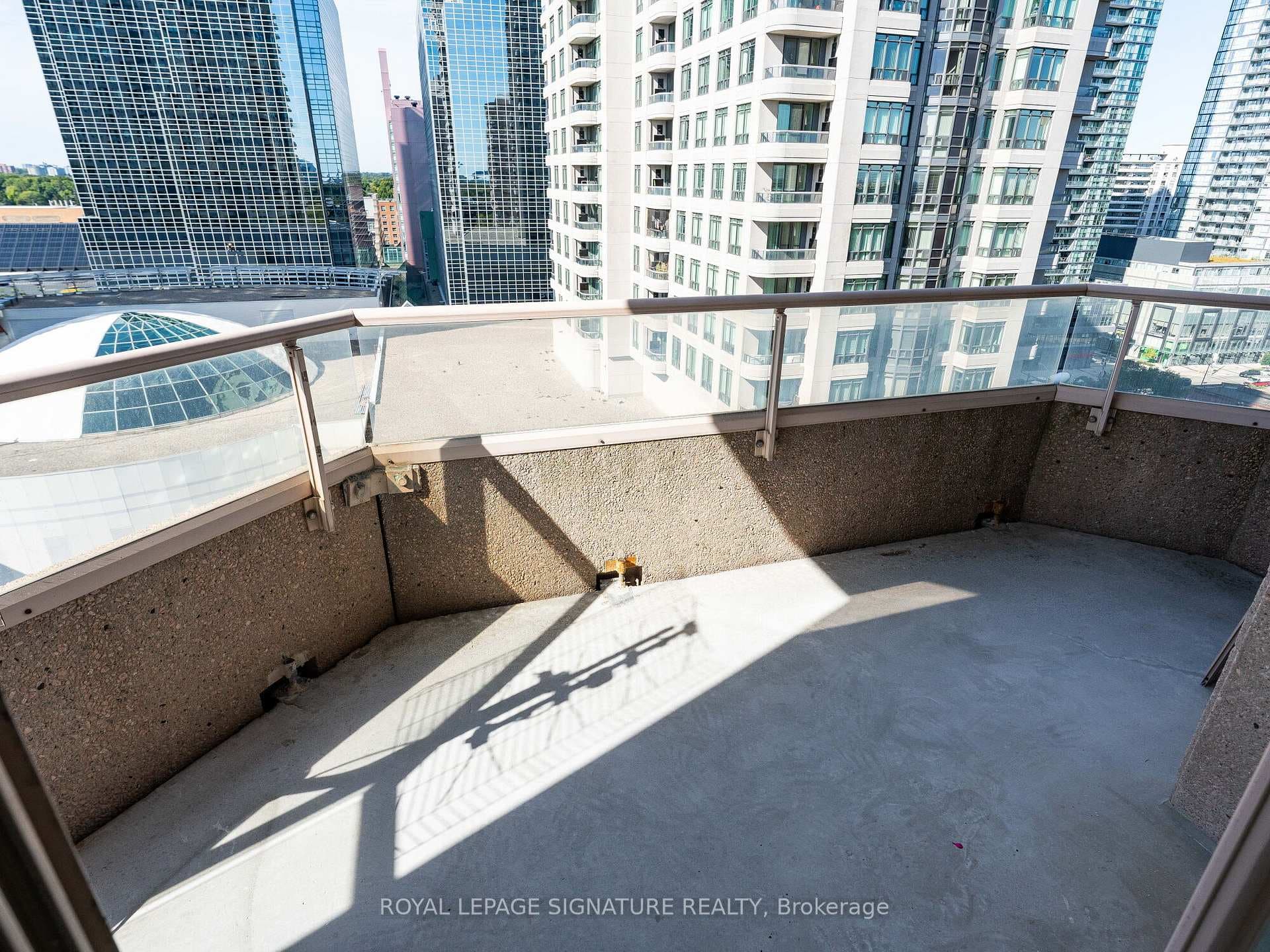 35 Empress Avenue Unit 1707 photo 31