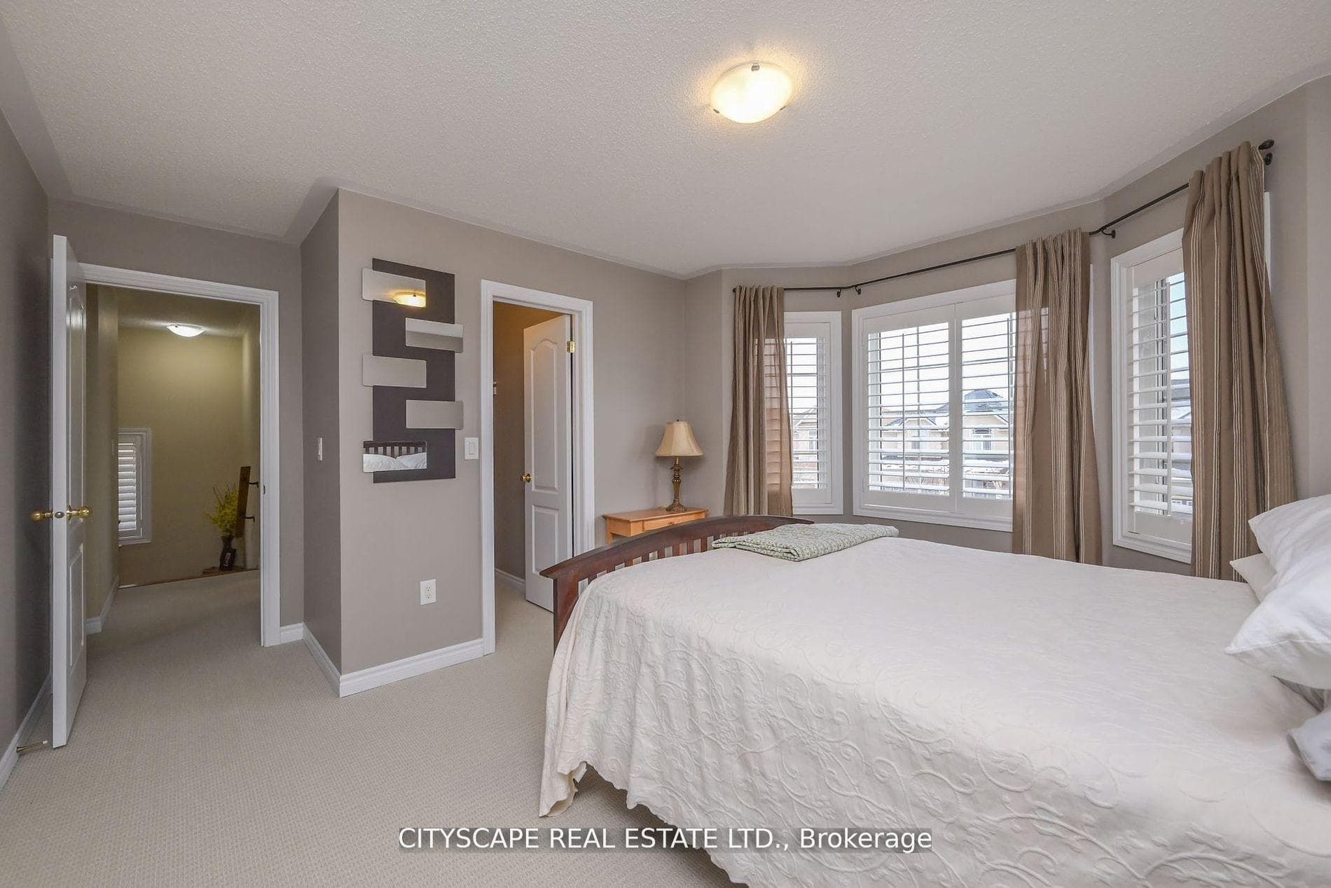137 McLaughlin Avenue photo 18