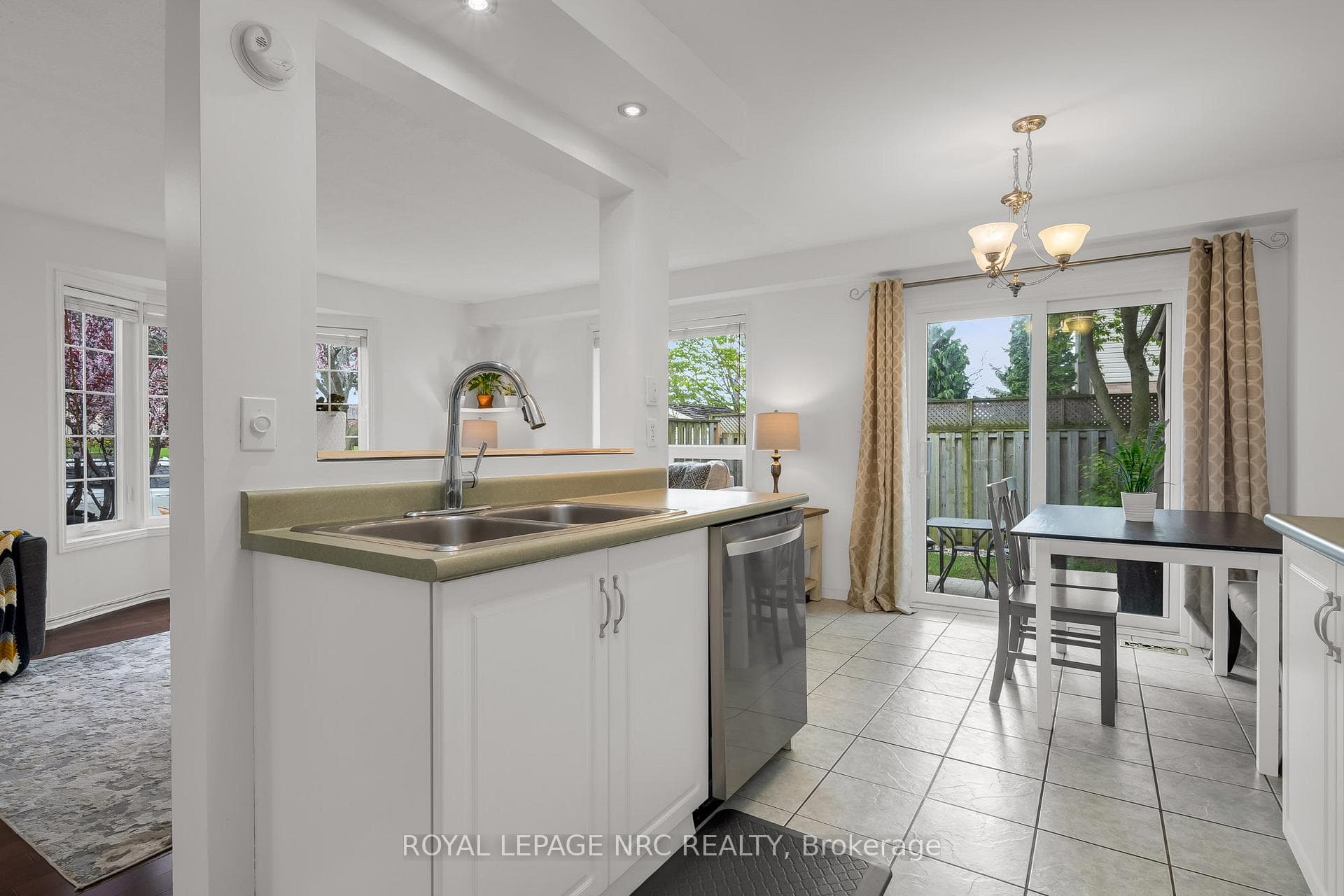 485 Green Road Unit 14 photo 10