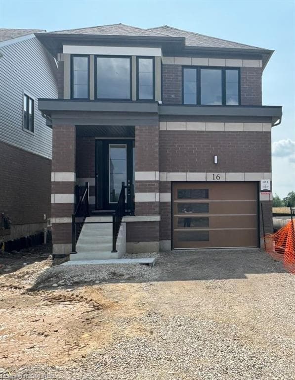 16 LANGRIDGE Way photo 1