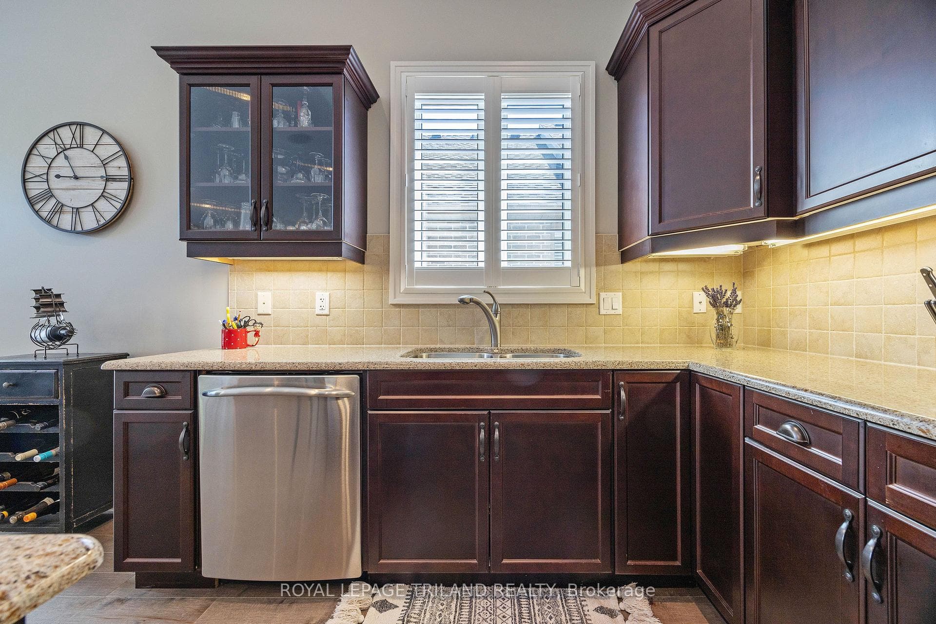 1630 SHORE Road Unit 28 photo 13