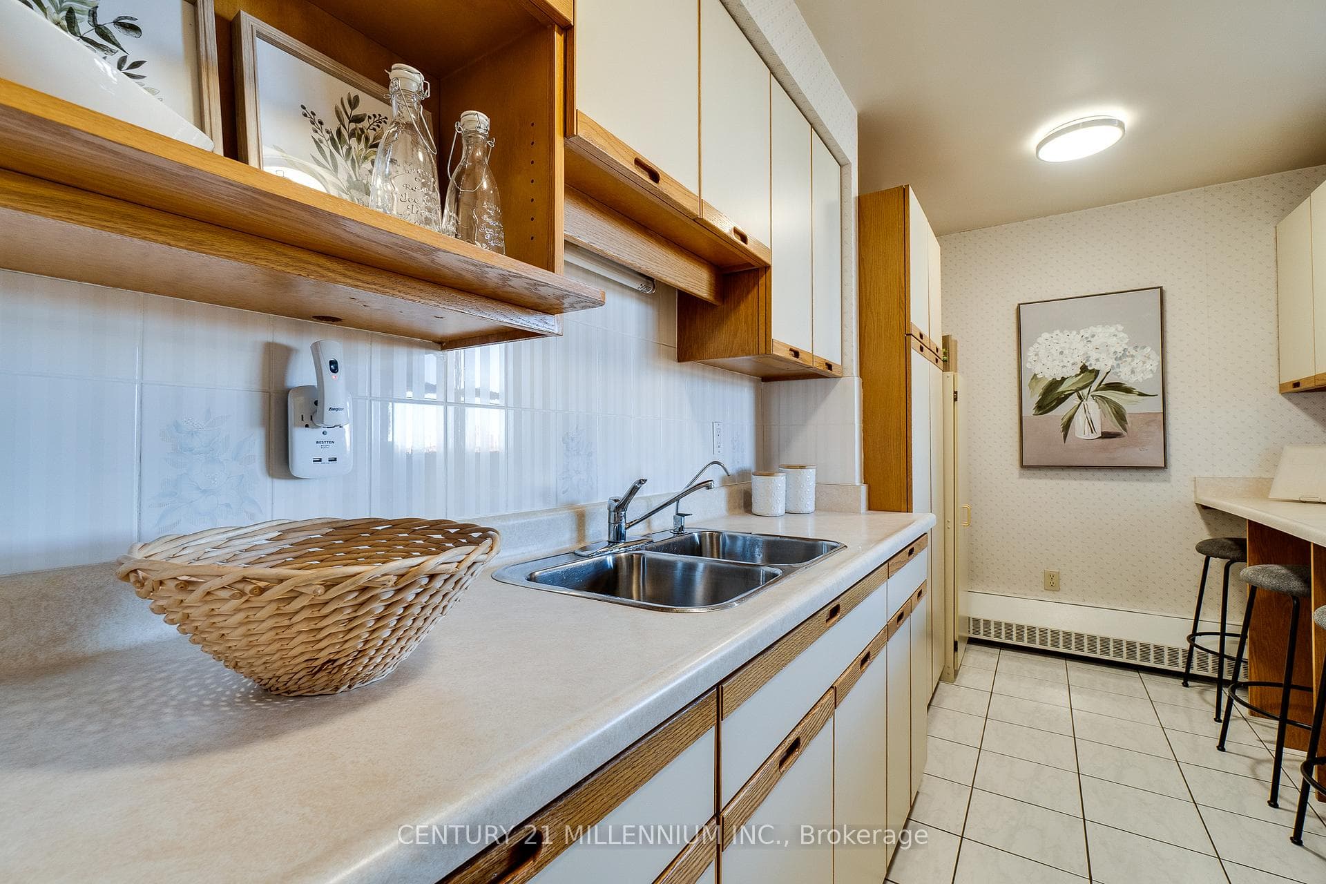 1625 Bloor Street Unit 719 photo 14