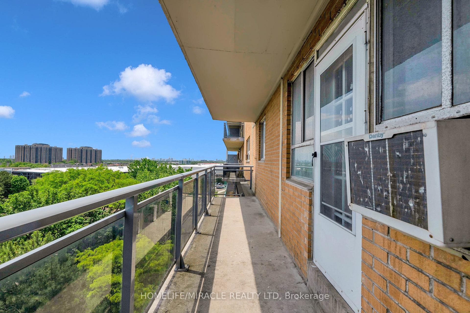 100 Dundalk Drive Unit 707 photo 22