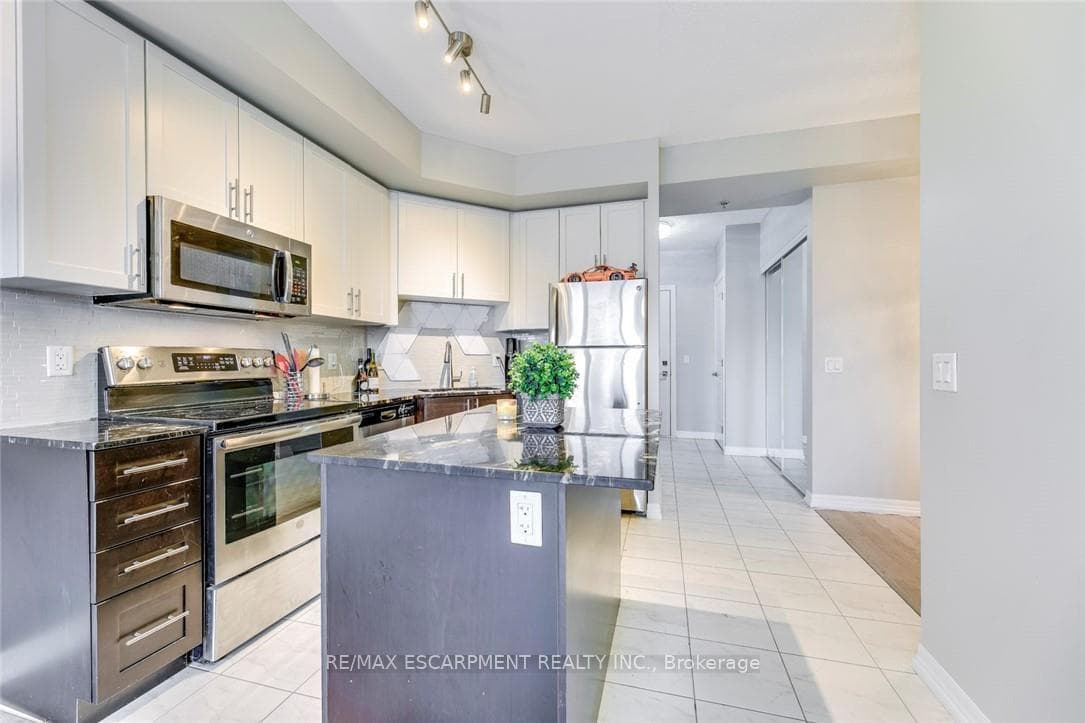 5001 Corporate Drive Unit 501 photo 15