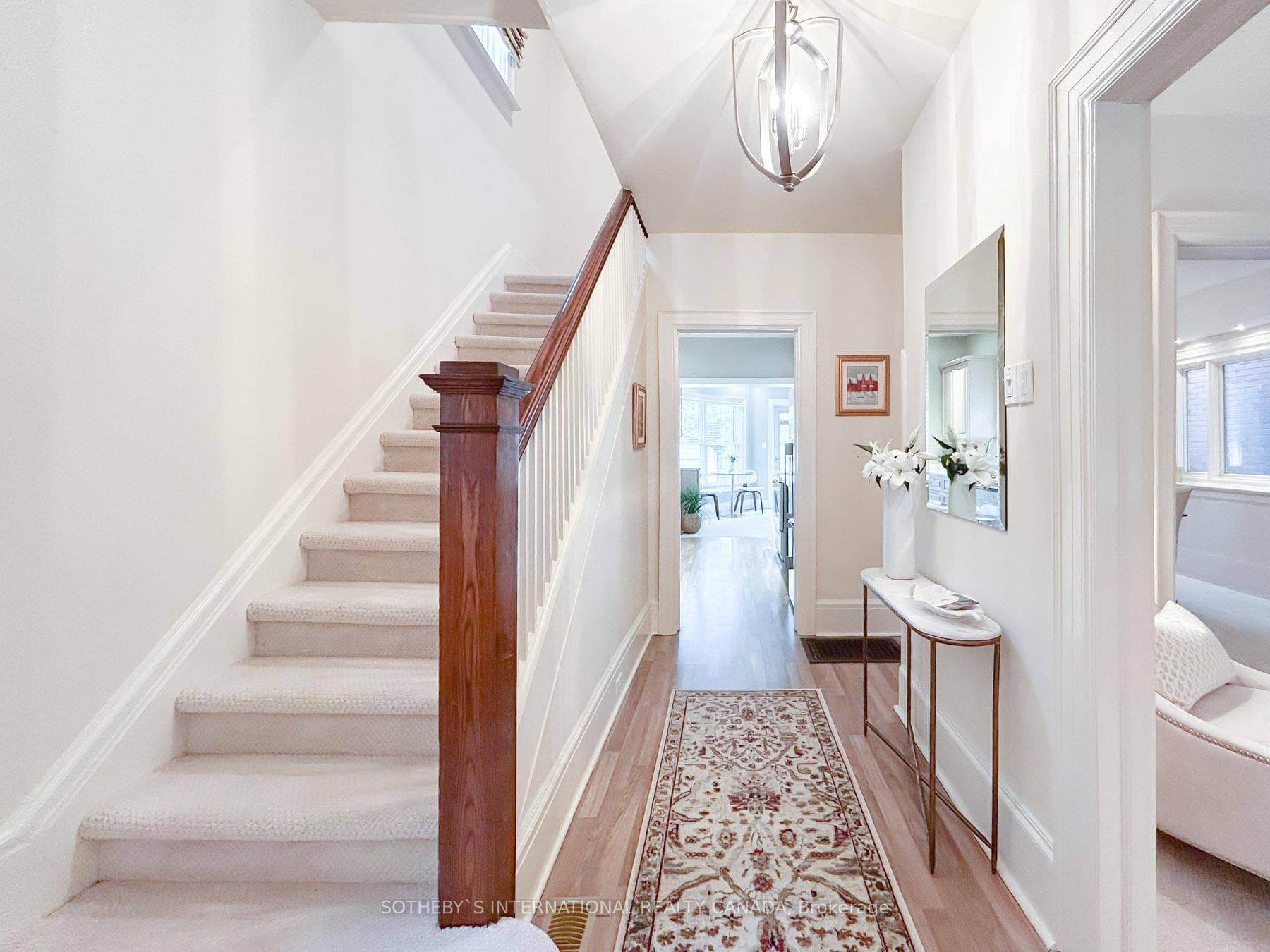75 Castlefield Avenue photo 3