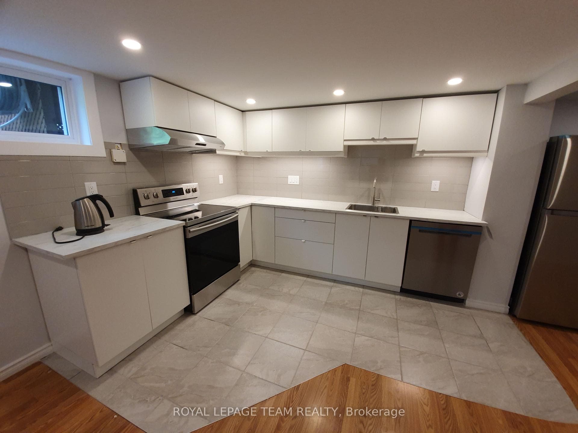 1015 Pinecrest Road photo 12