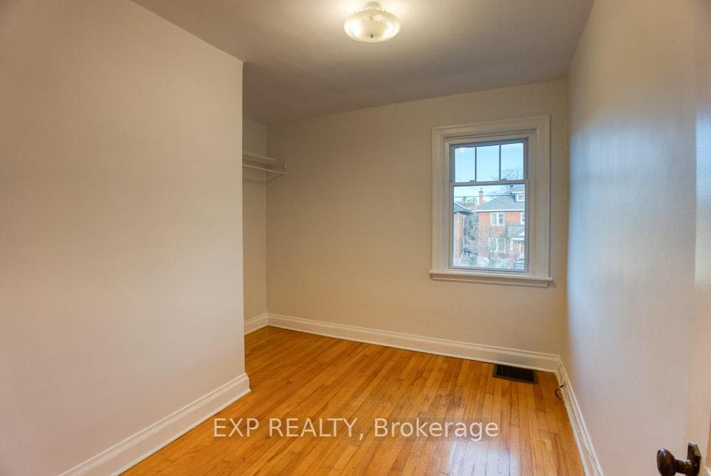 448 Holland Avenue photo 14