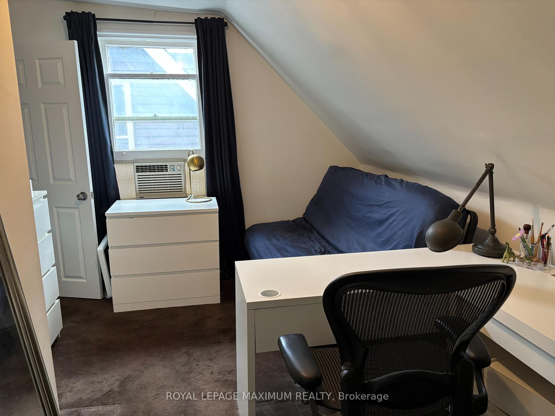 47 Vermont Avenue photo 38
