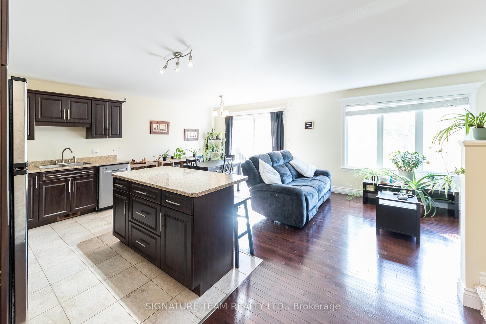 23 Winston Avenue photo 4