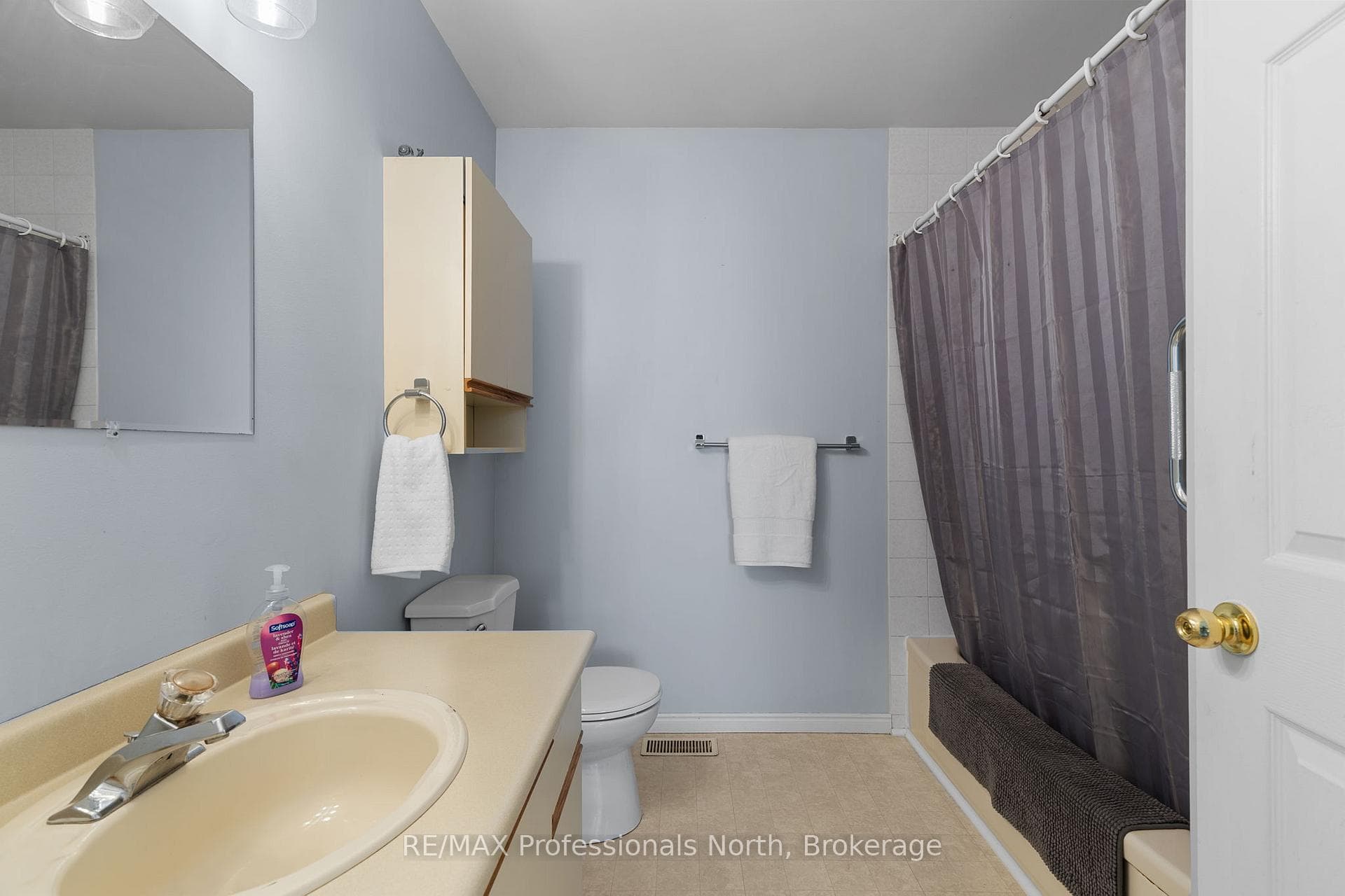 30 Sabrina Park Drive photo 18