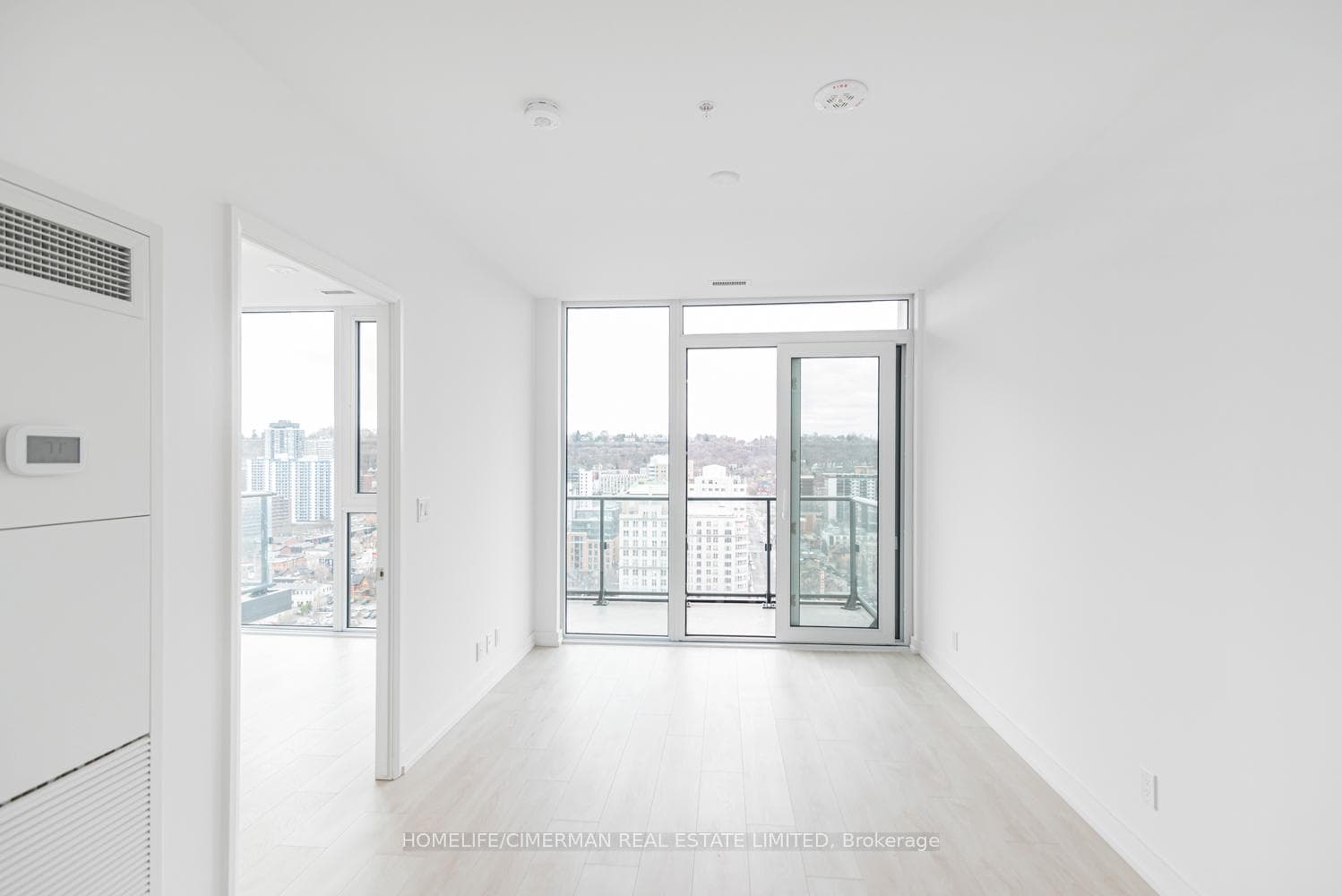 75 James Street Unit 2016 photo 9