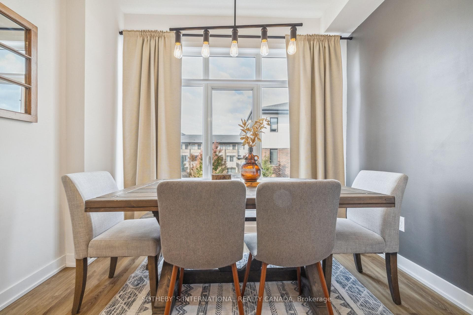 14 Munay Lane photo 6