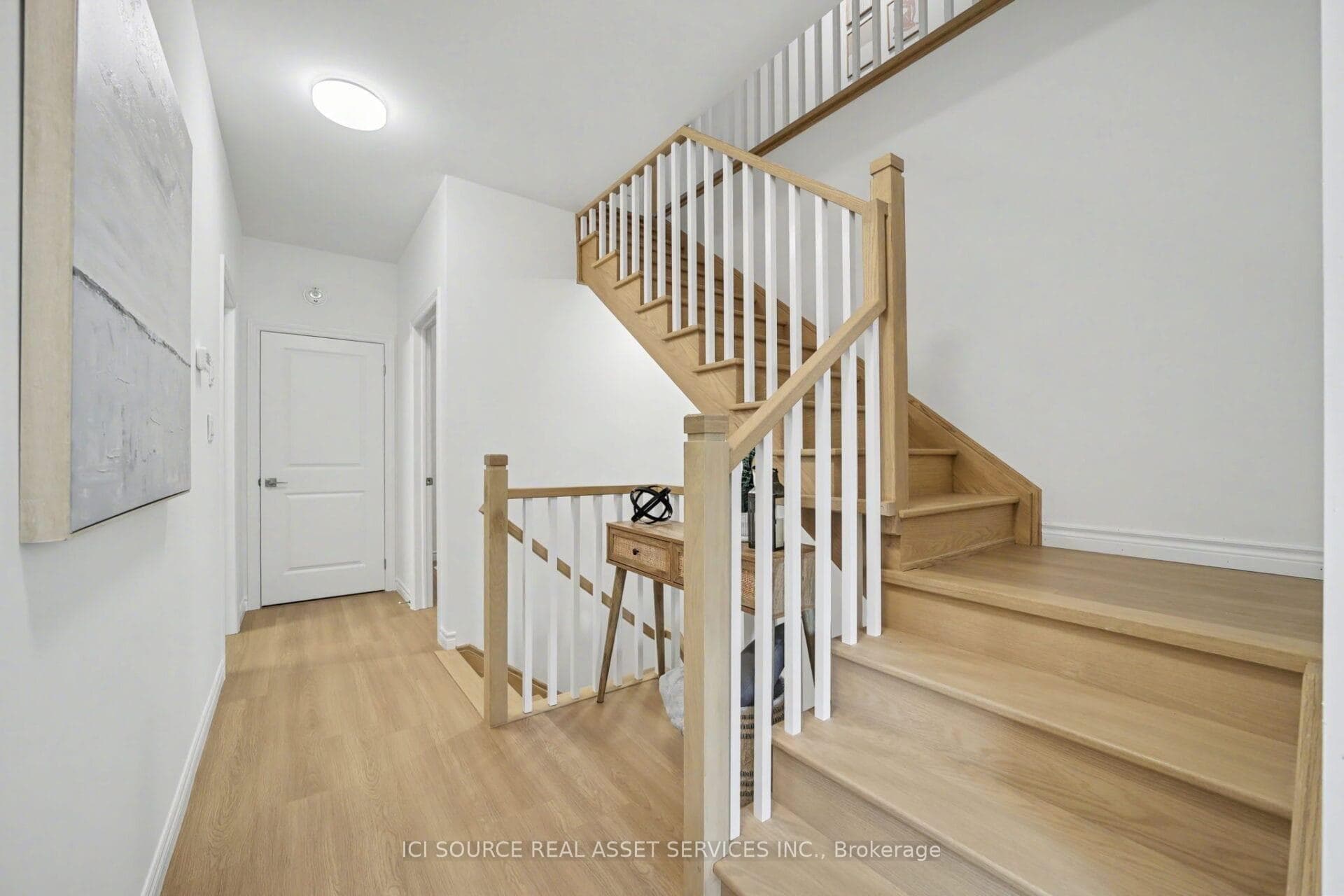 2 Slessor Boulevard Unit 10 photo 10