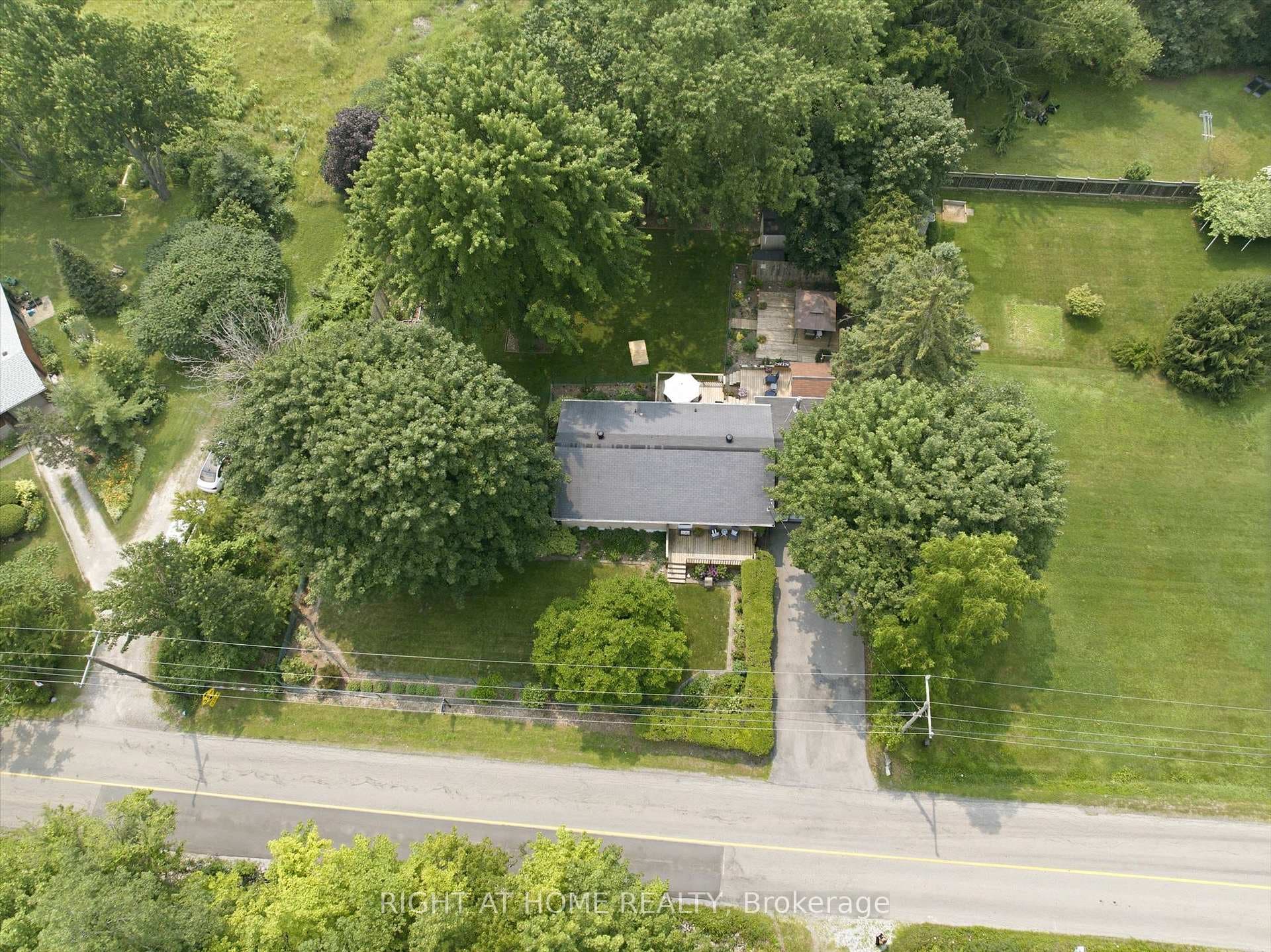 263 Weir's Lane photo 49