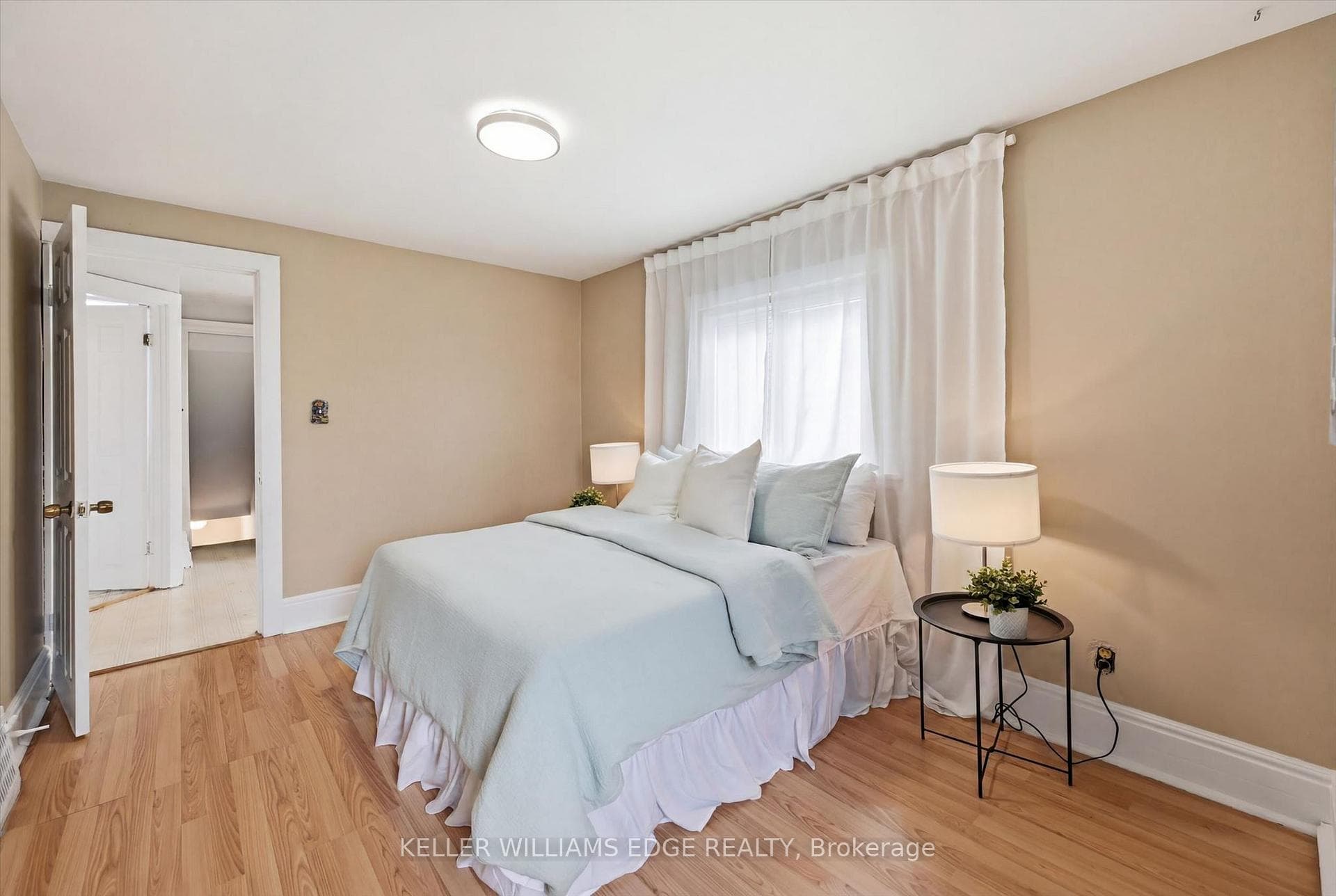 144 Campbell Avenue photo 23