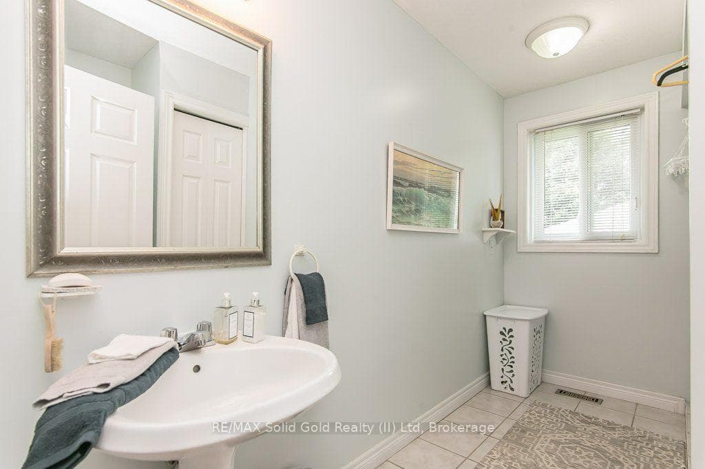 77 Lawrence Street photo 19