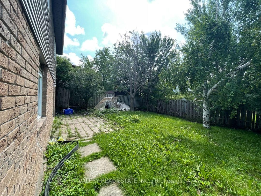 73 Hickling Trail Unit 2 photo 17