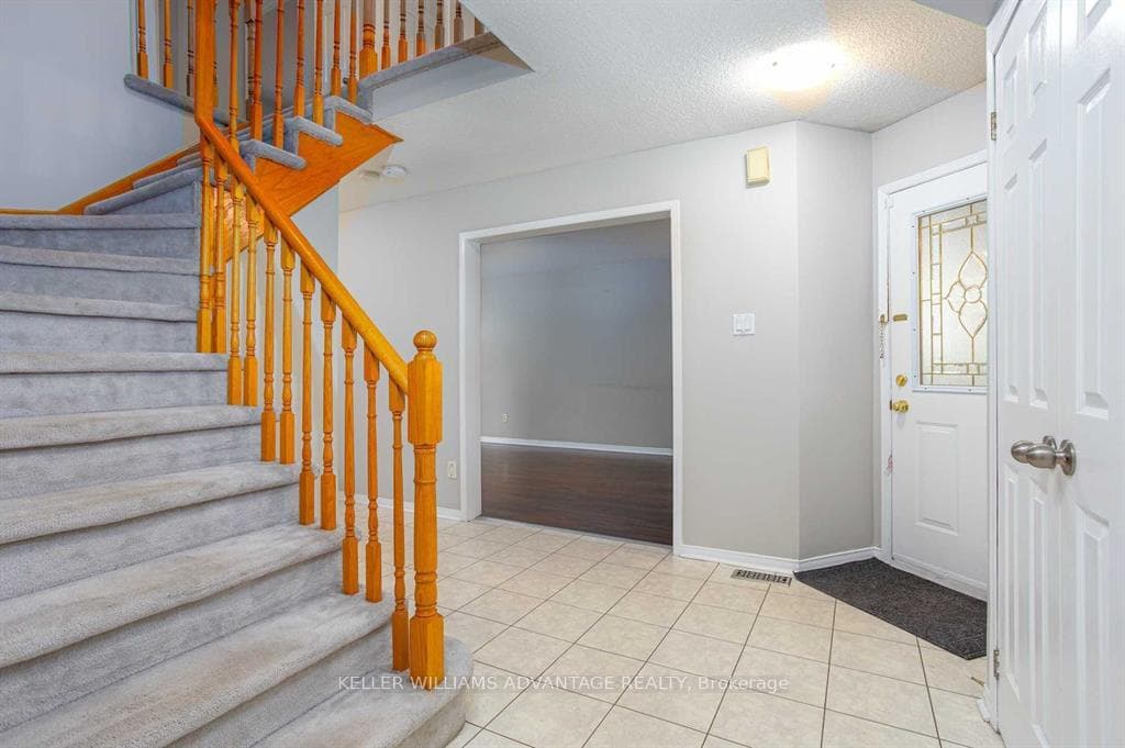 58 Bonnycastle Drive Unit Upper photo 12