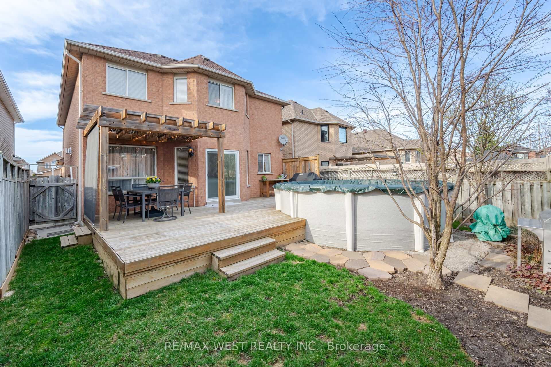29 Tanzini Drive photo 40