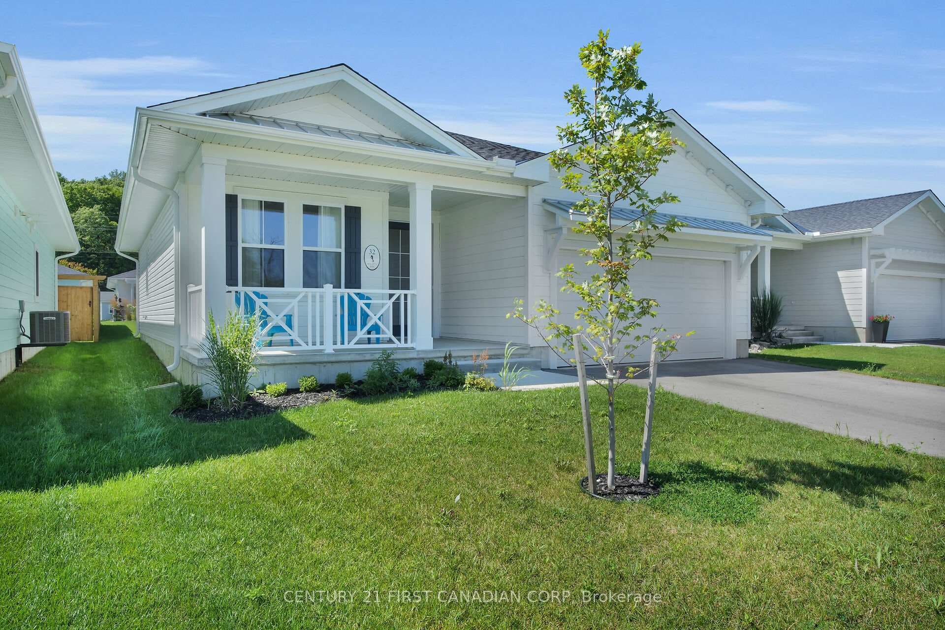 32 REGATTA Way photo 3