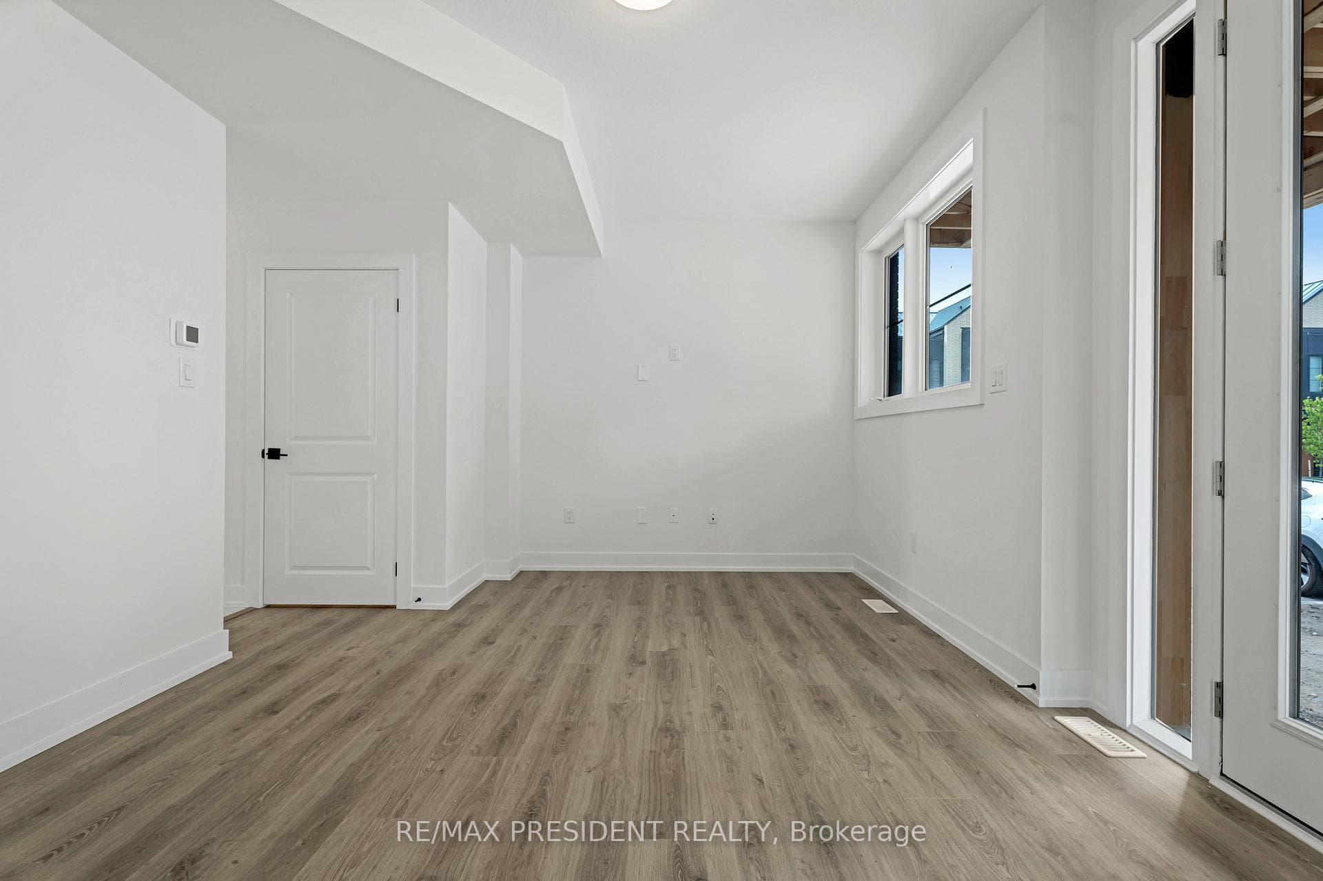 2273 Turnberry Road Unit 48 photo 8