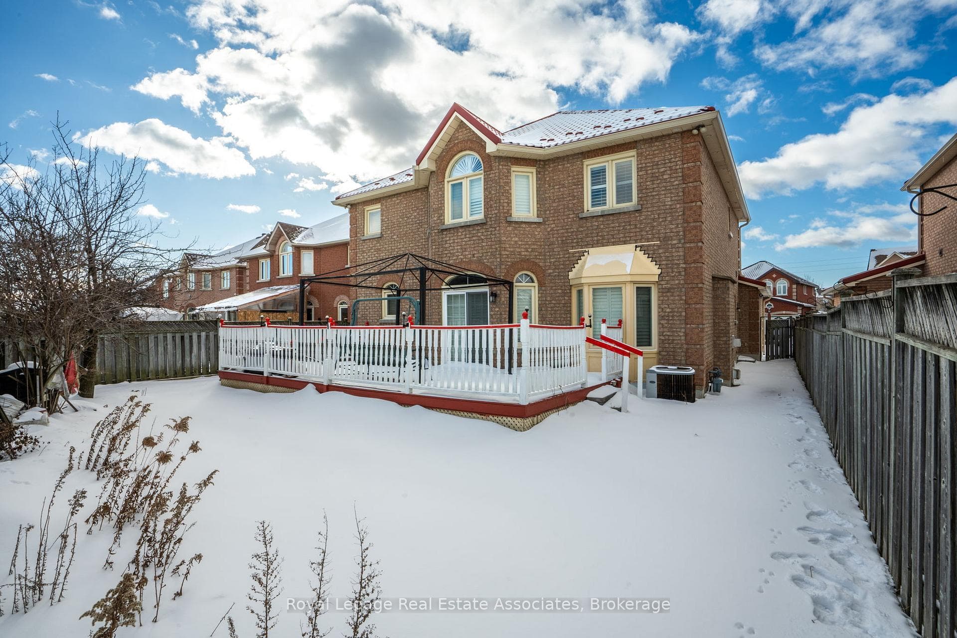 17 Walden Street photo 46