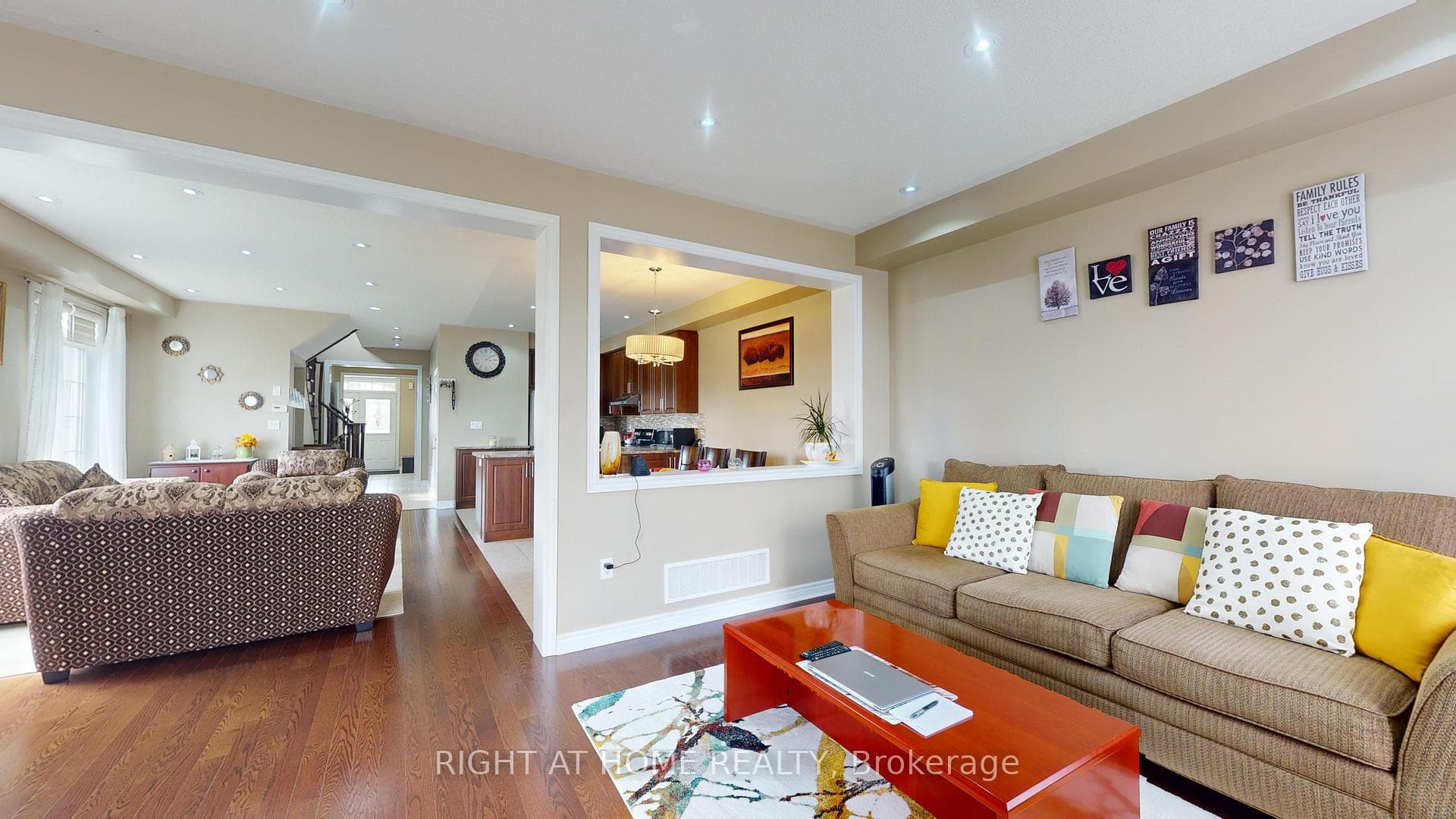 88 Lorenzo Circle photo 13
