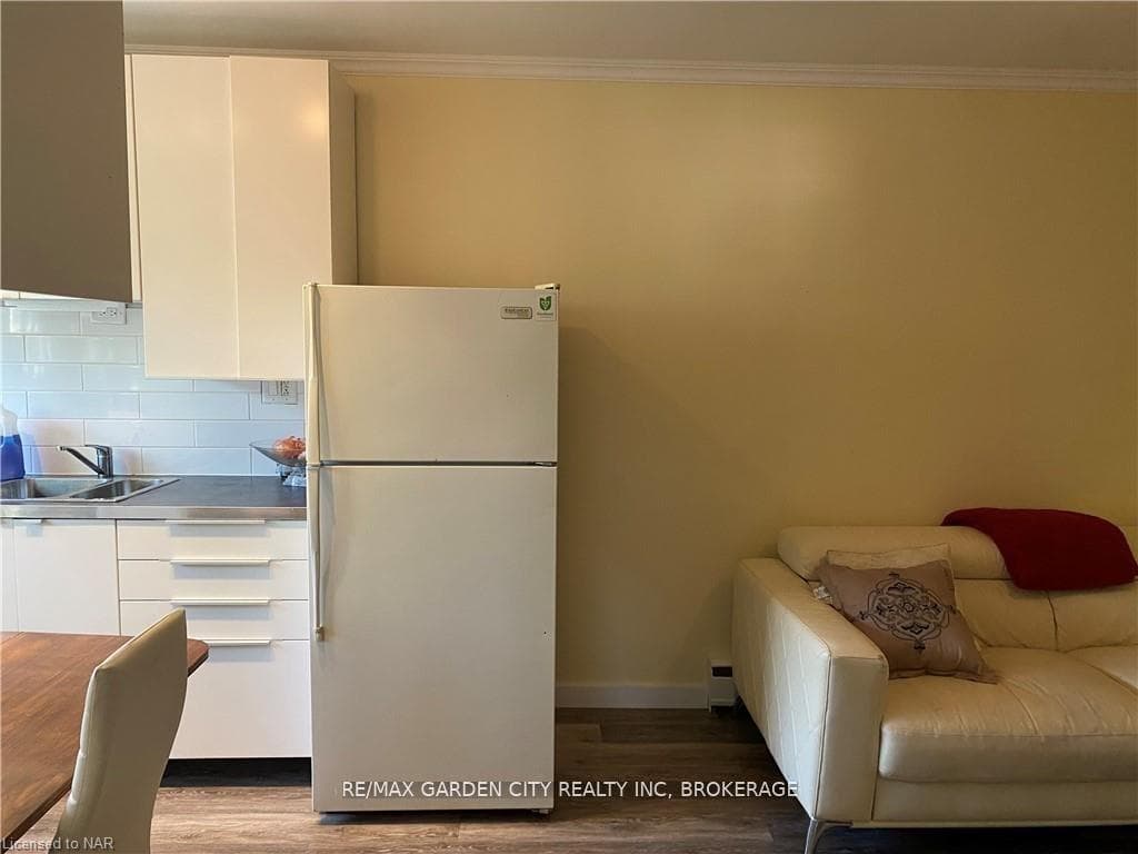 1419 PELHAM Street Unit 5 photo 11