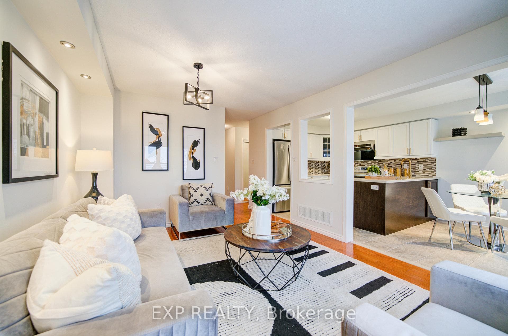 21 Westcliffe Crescent photo 16