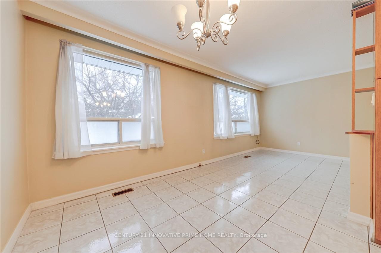 23 Neapolitan Drive Unit Main photo 10