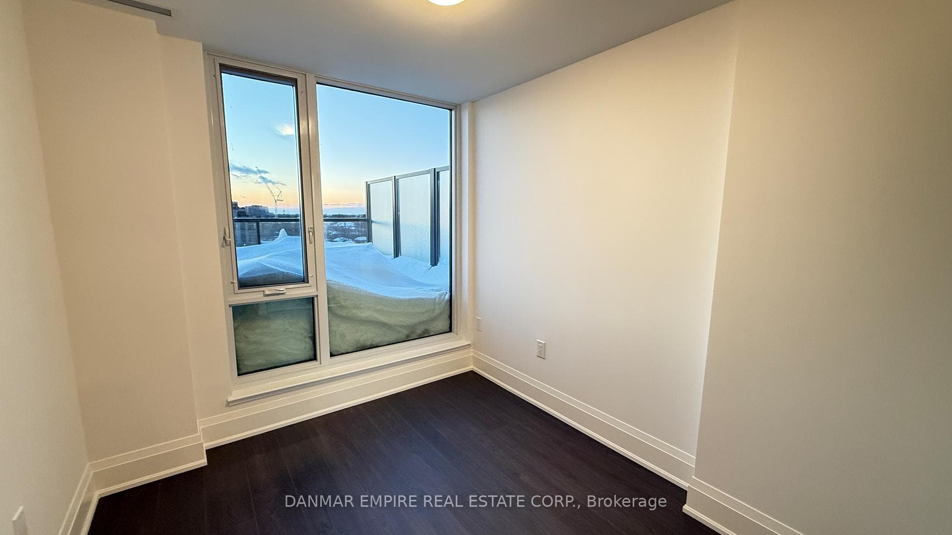 700 Sheppard Avenue Unit 804 photo 12