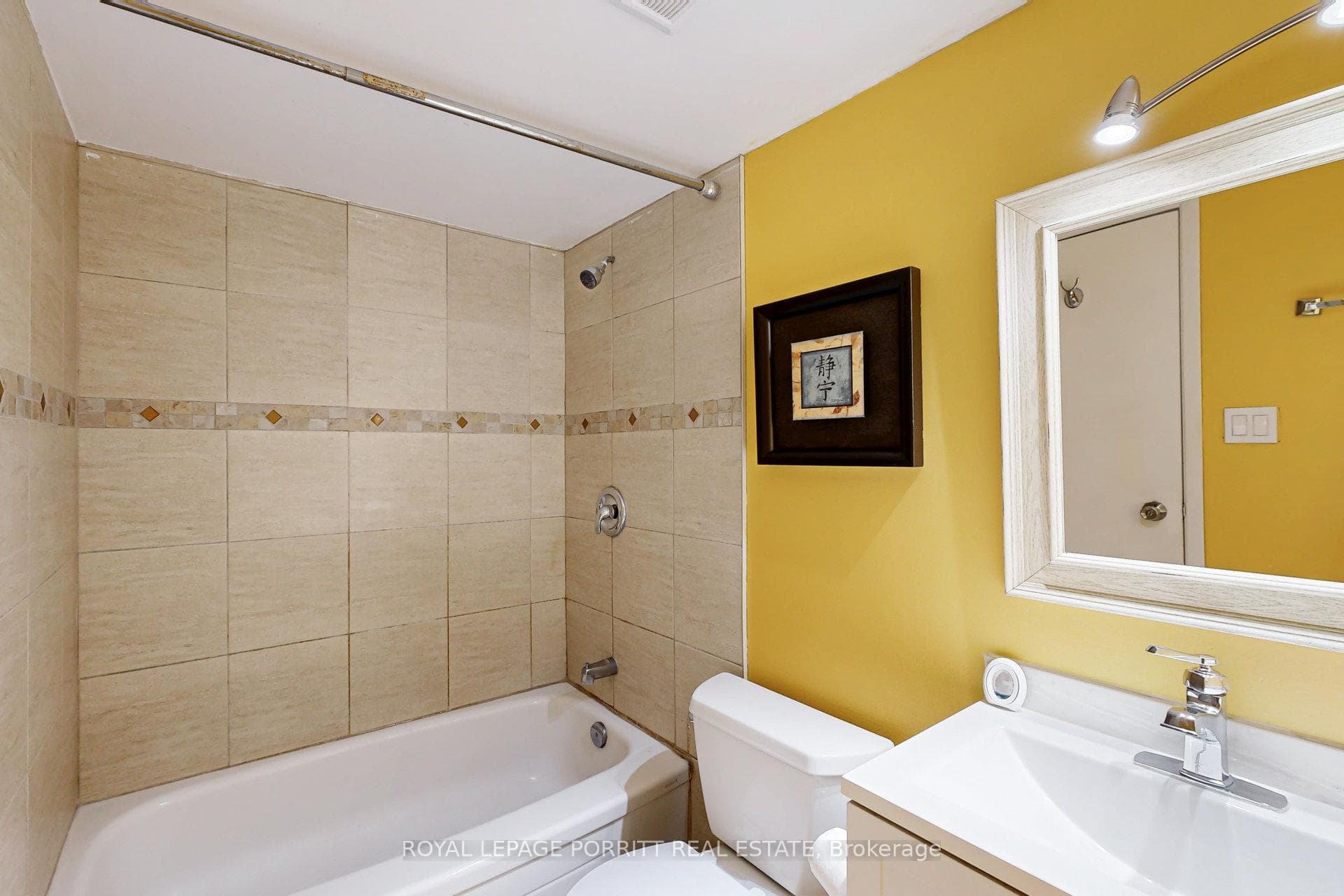 3835 Lake Shore Boulevard Unit 104 photo 35