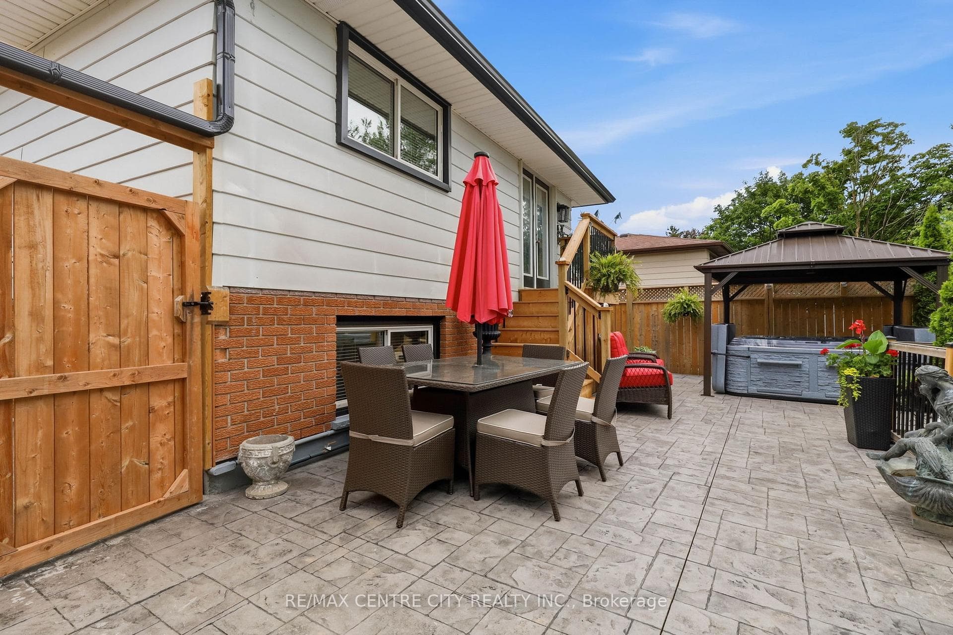 419 Ferndale Avenue photo 37