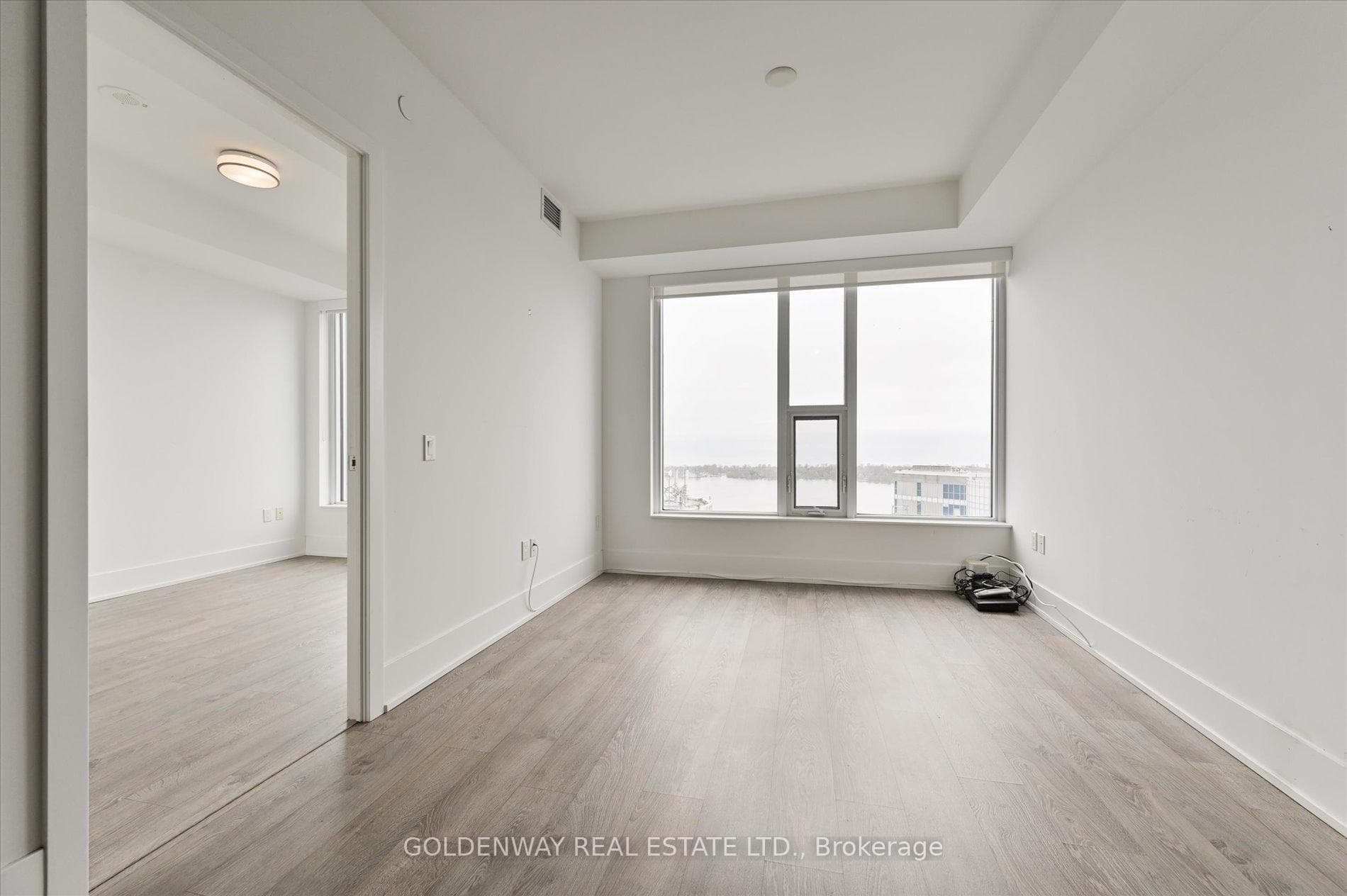 10 York Street Unit 4209 photo 5