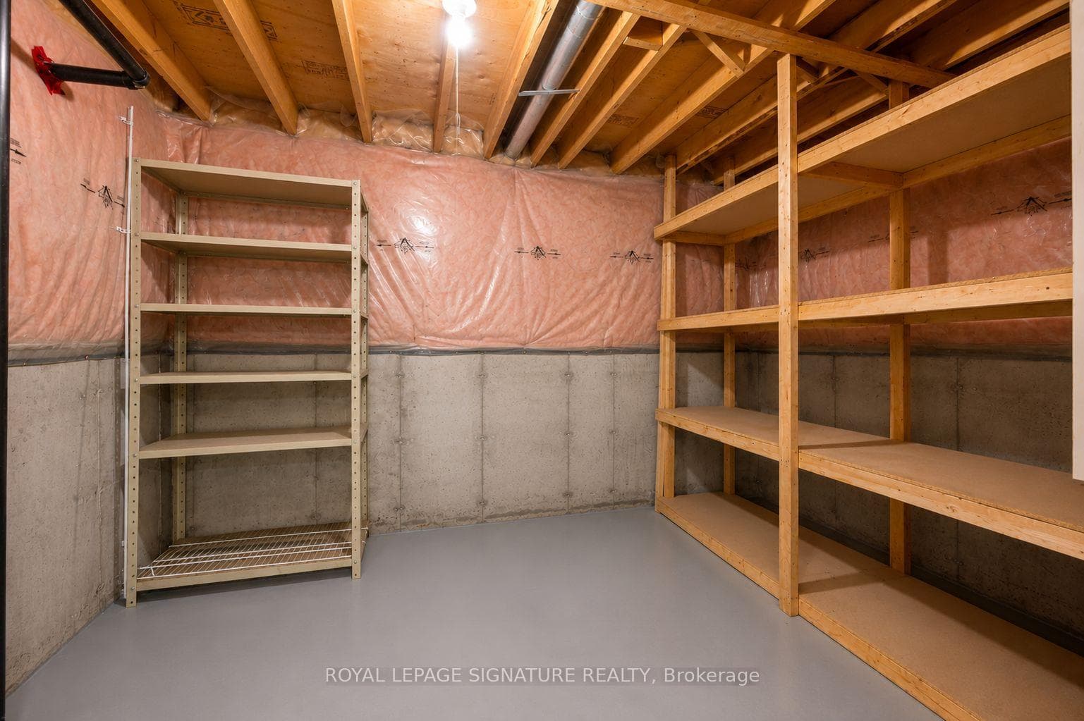 9 Huron Court photo 39