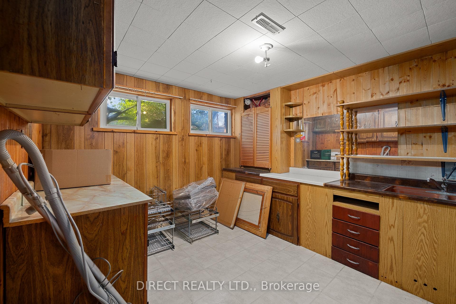 4 Van Alstine Drive photo 16