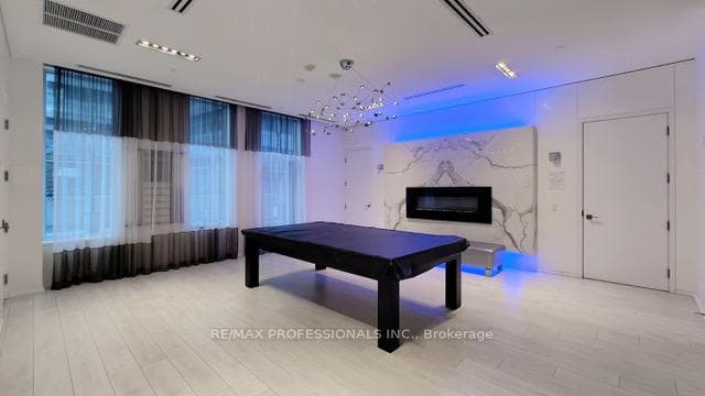 110 Marine Parade Drive Unit 707 photo 30
