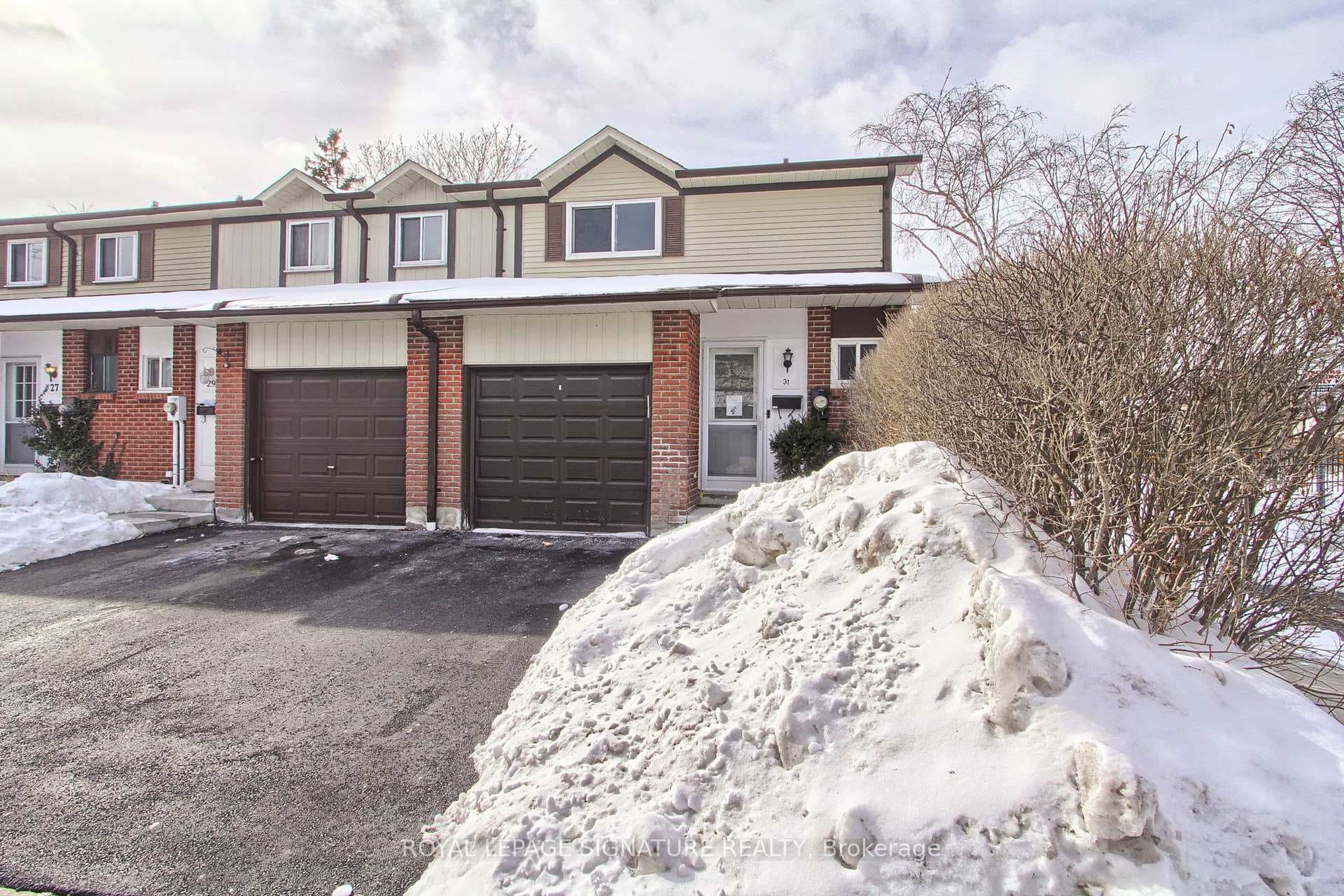 31 Parker Crescent photo 3
