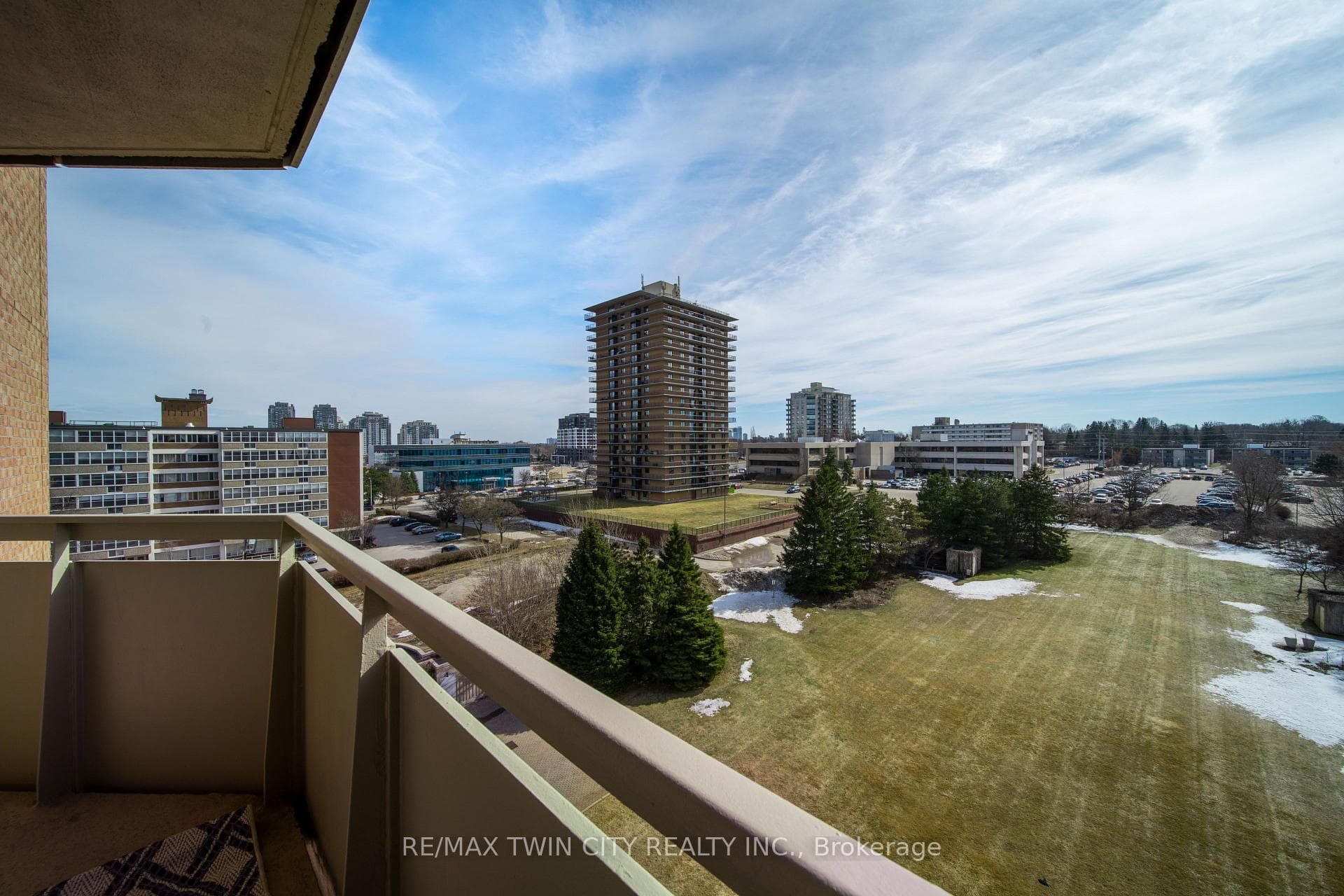 265 Westcourt Place Unit 705 photo 23