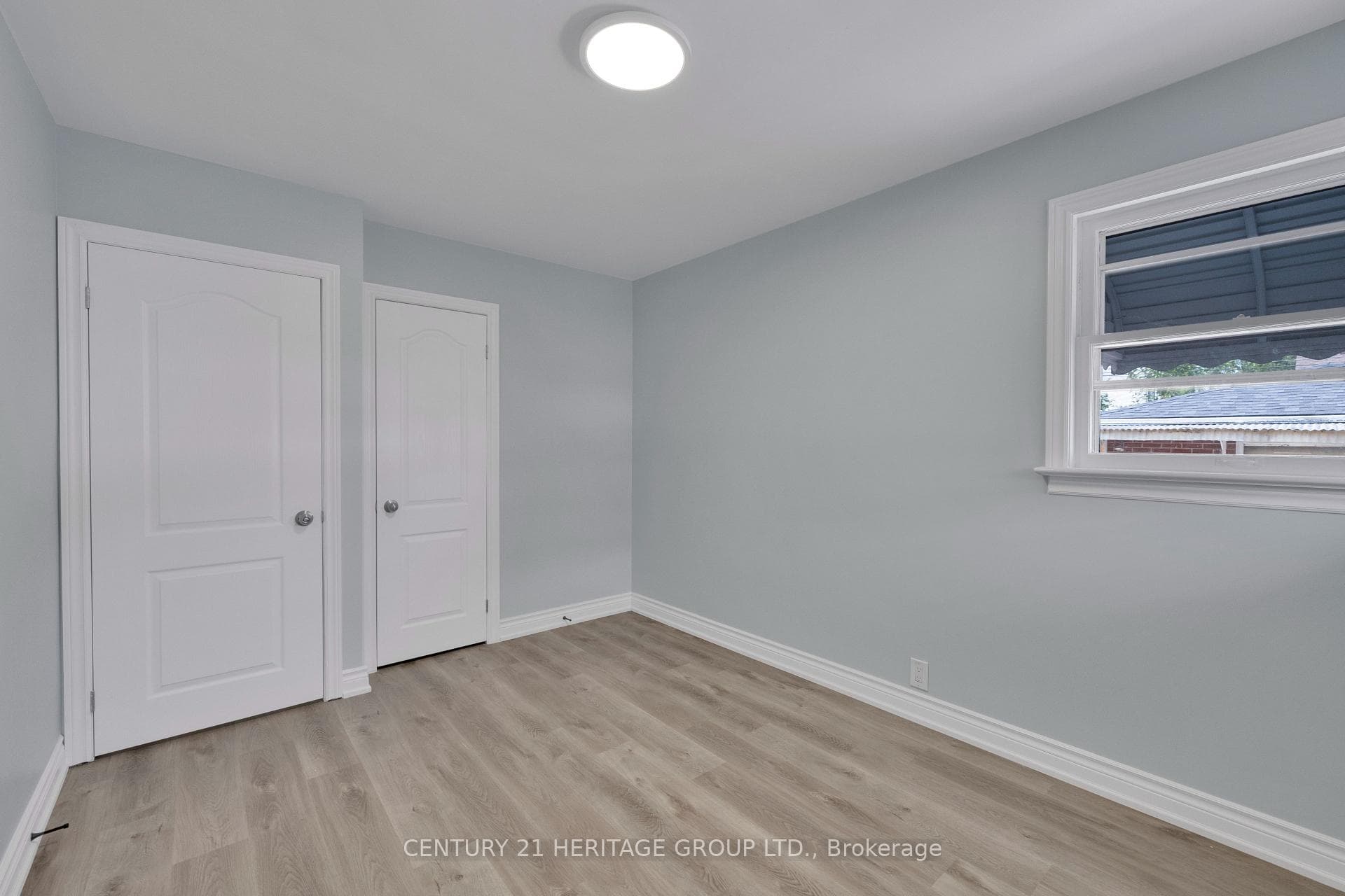 3768 Myrtle Avenue photo 15