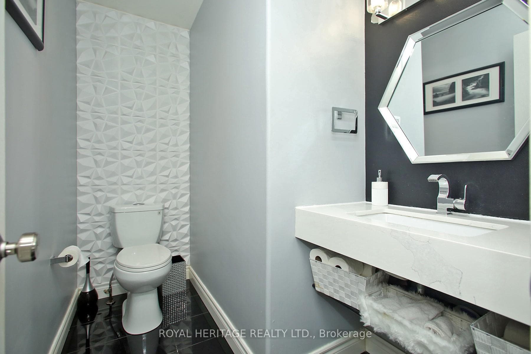 413 Foxwood Trail photo 22