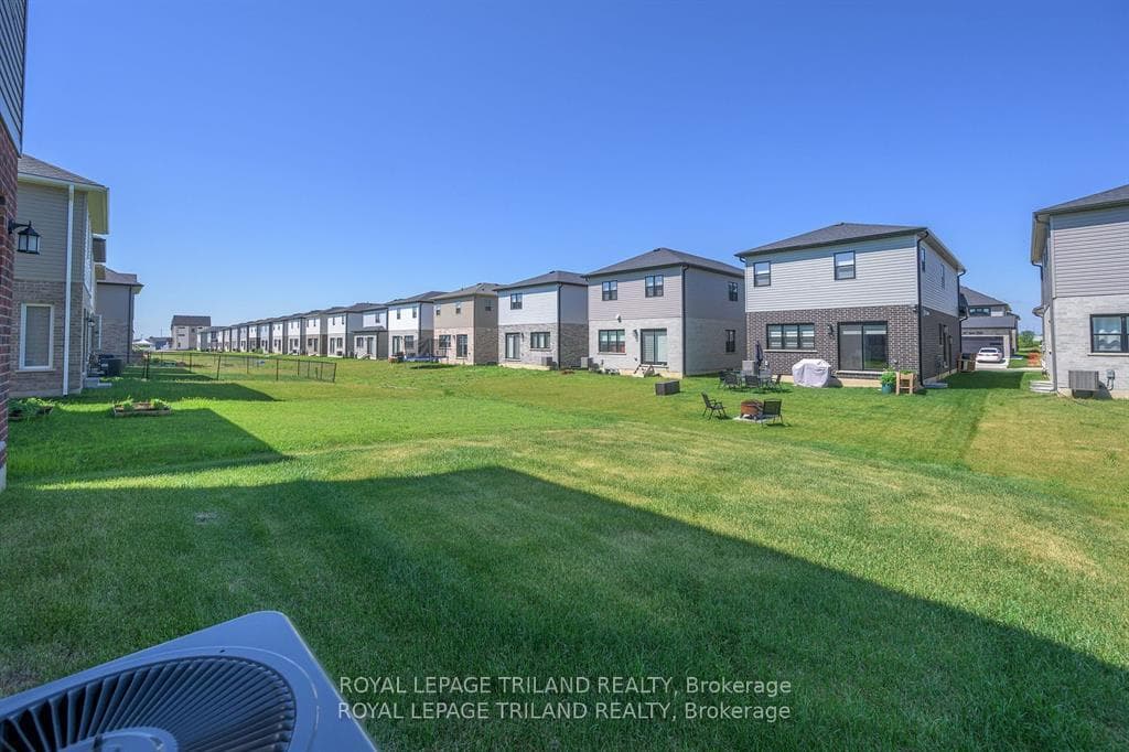 3837 AUCKLAND Avenue photo 23
