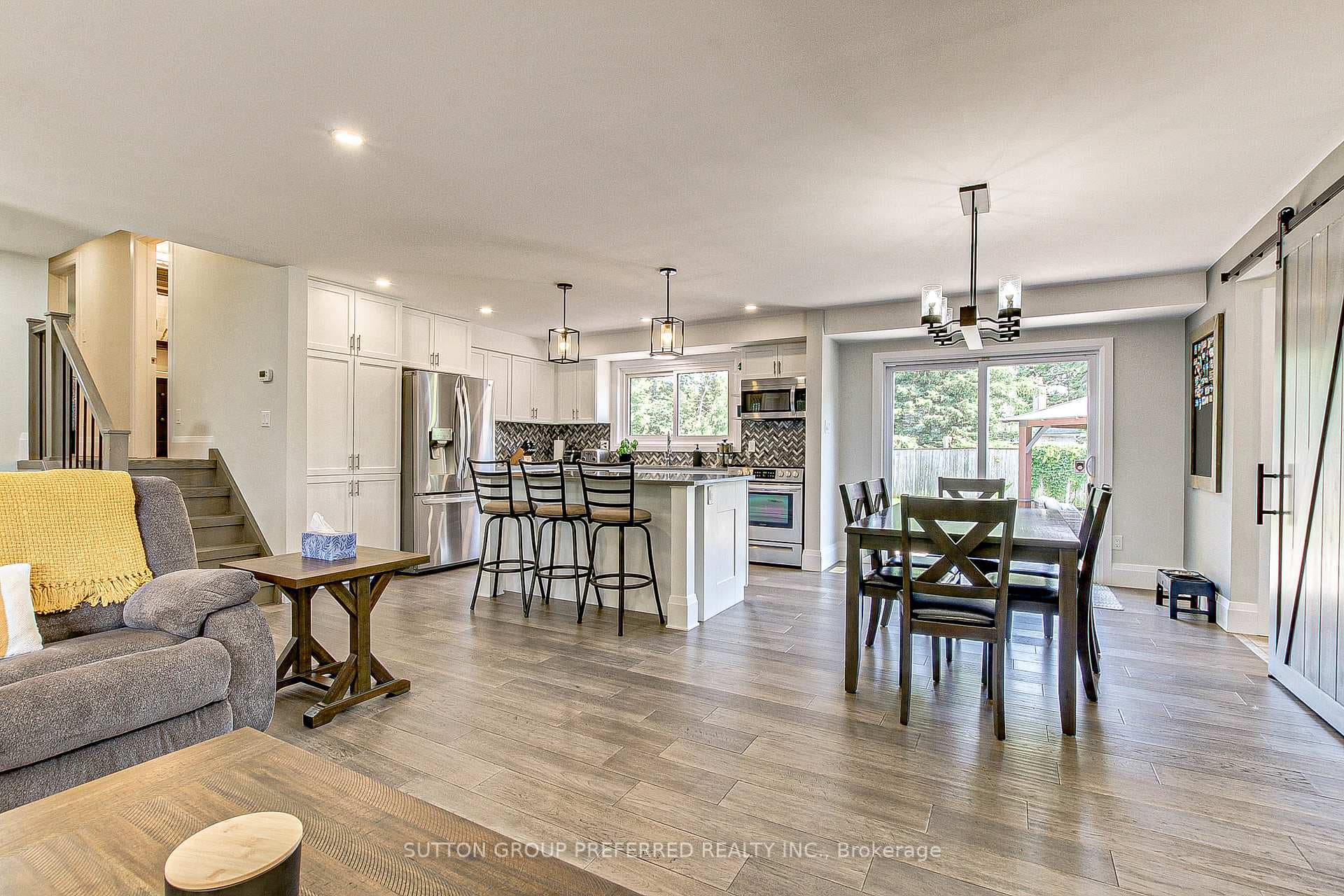 1092 Prince George Road photo 6