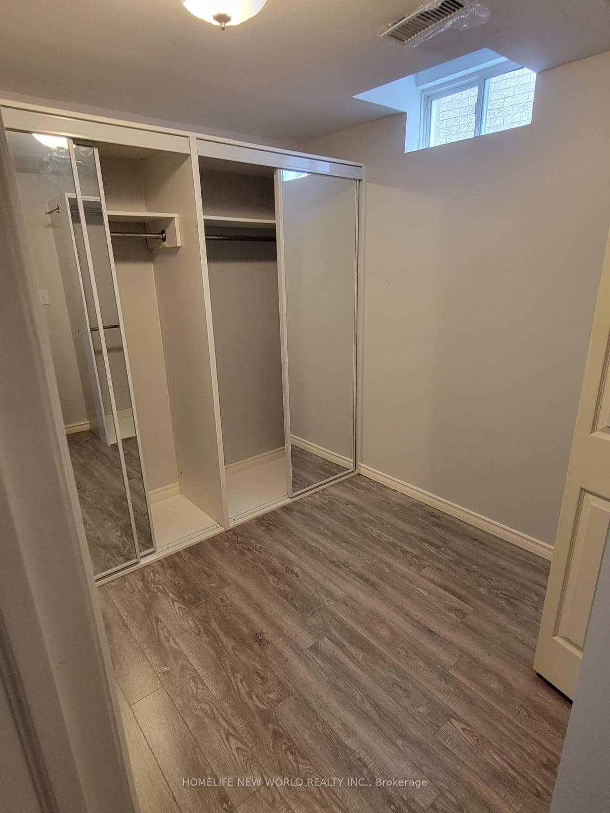 43 Selkirk Drive photo 9