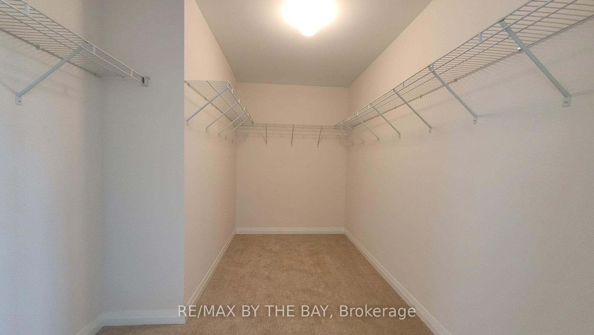 172 Union Boulevard photo 17