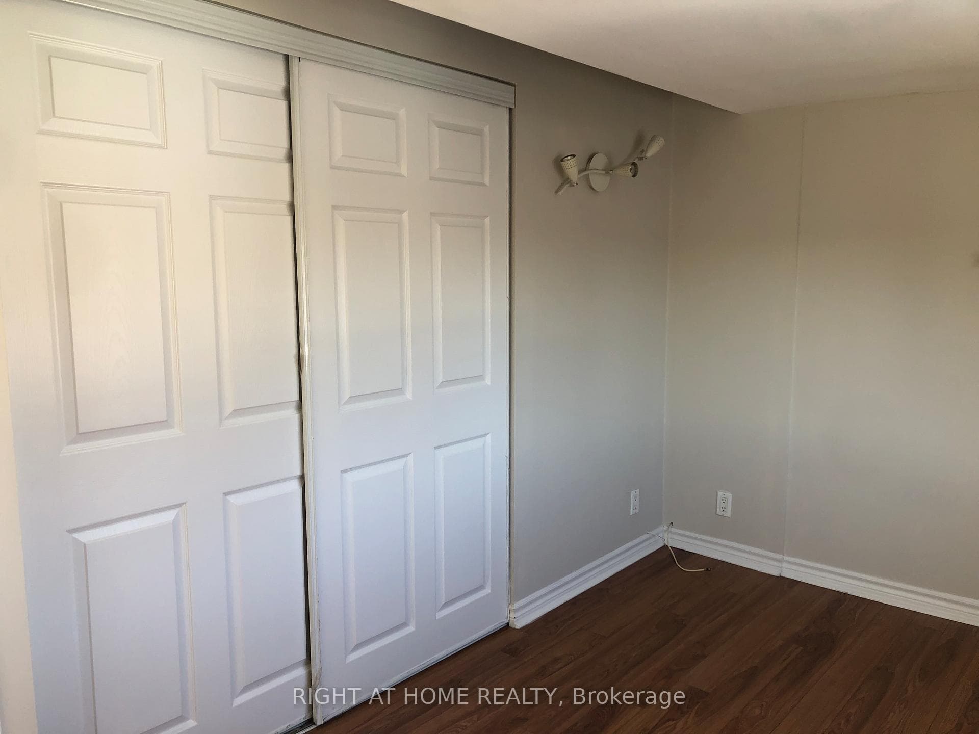 25 Lacey Avenue Unit Main photo 8