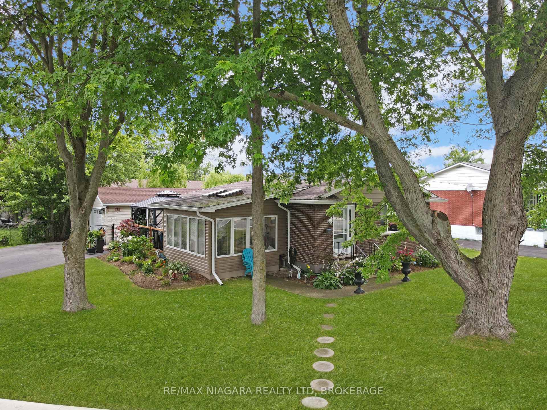 11 King Street photo 1