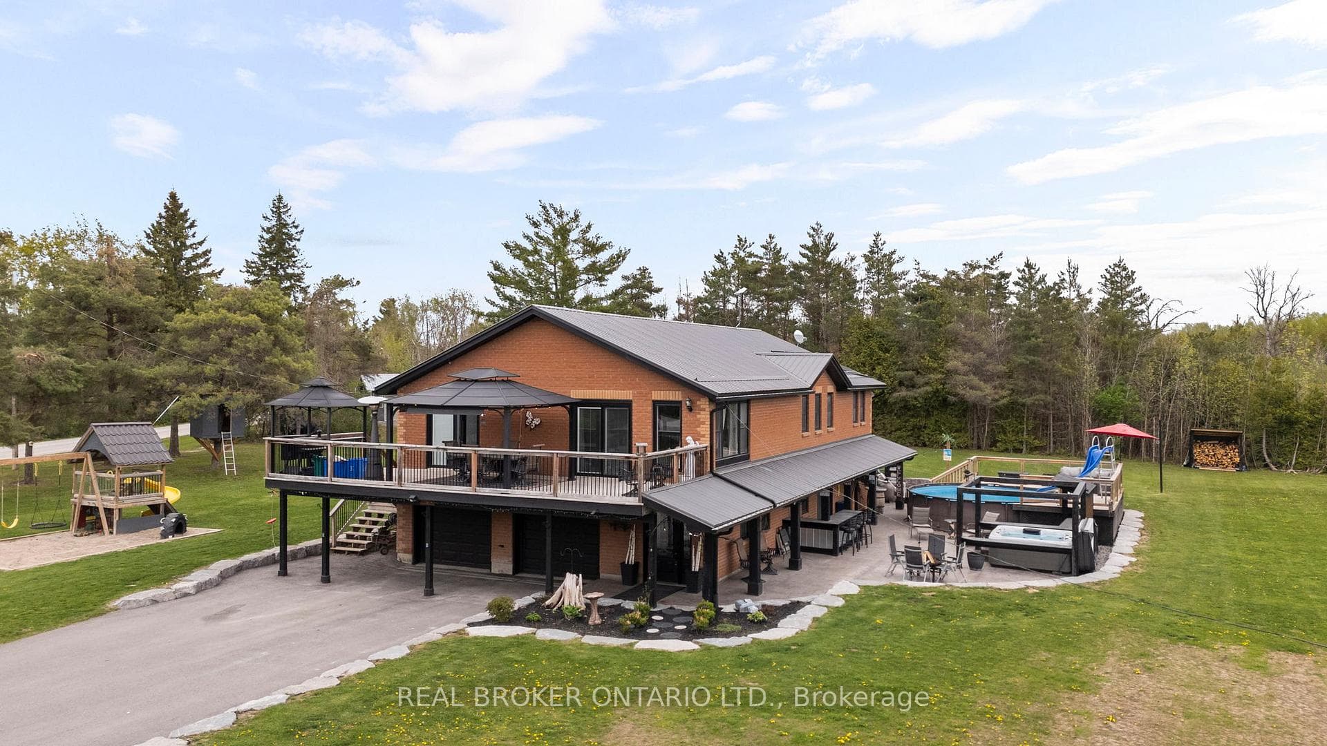 48 Campbell Beach Road photo 3